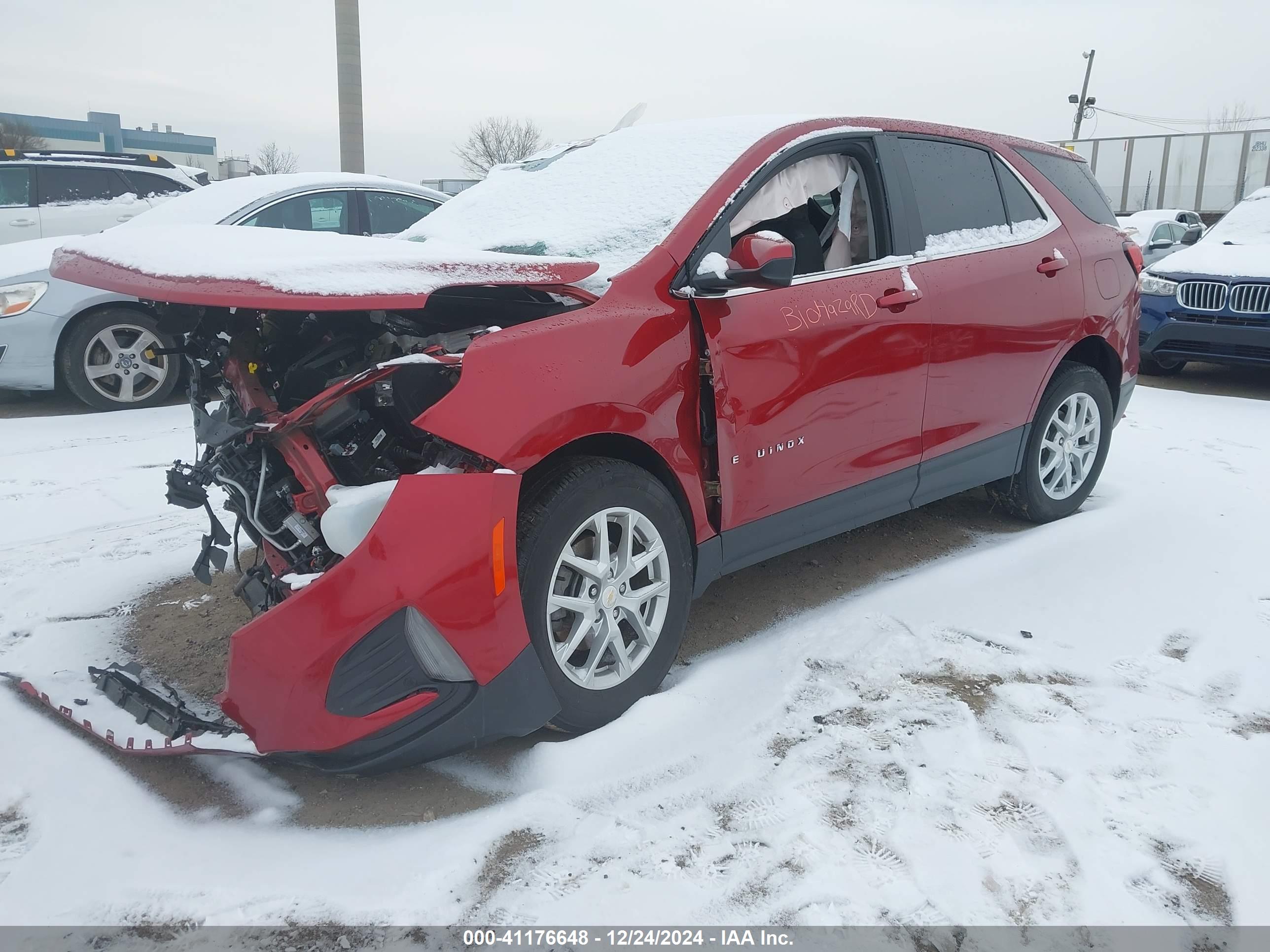 CHEVROLET EQUINOX image 2