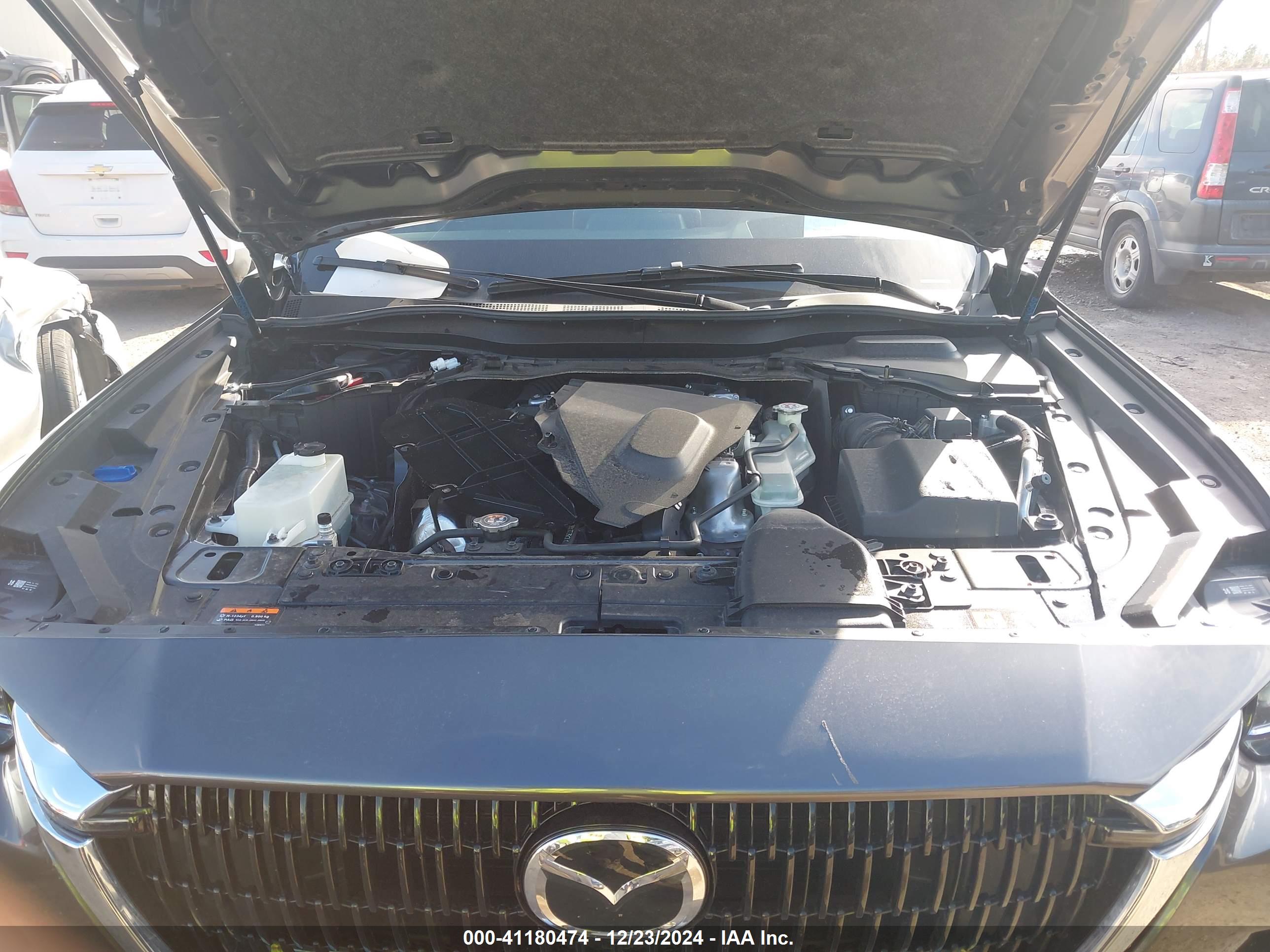 MAZDA CX-90 image 10