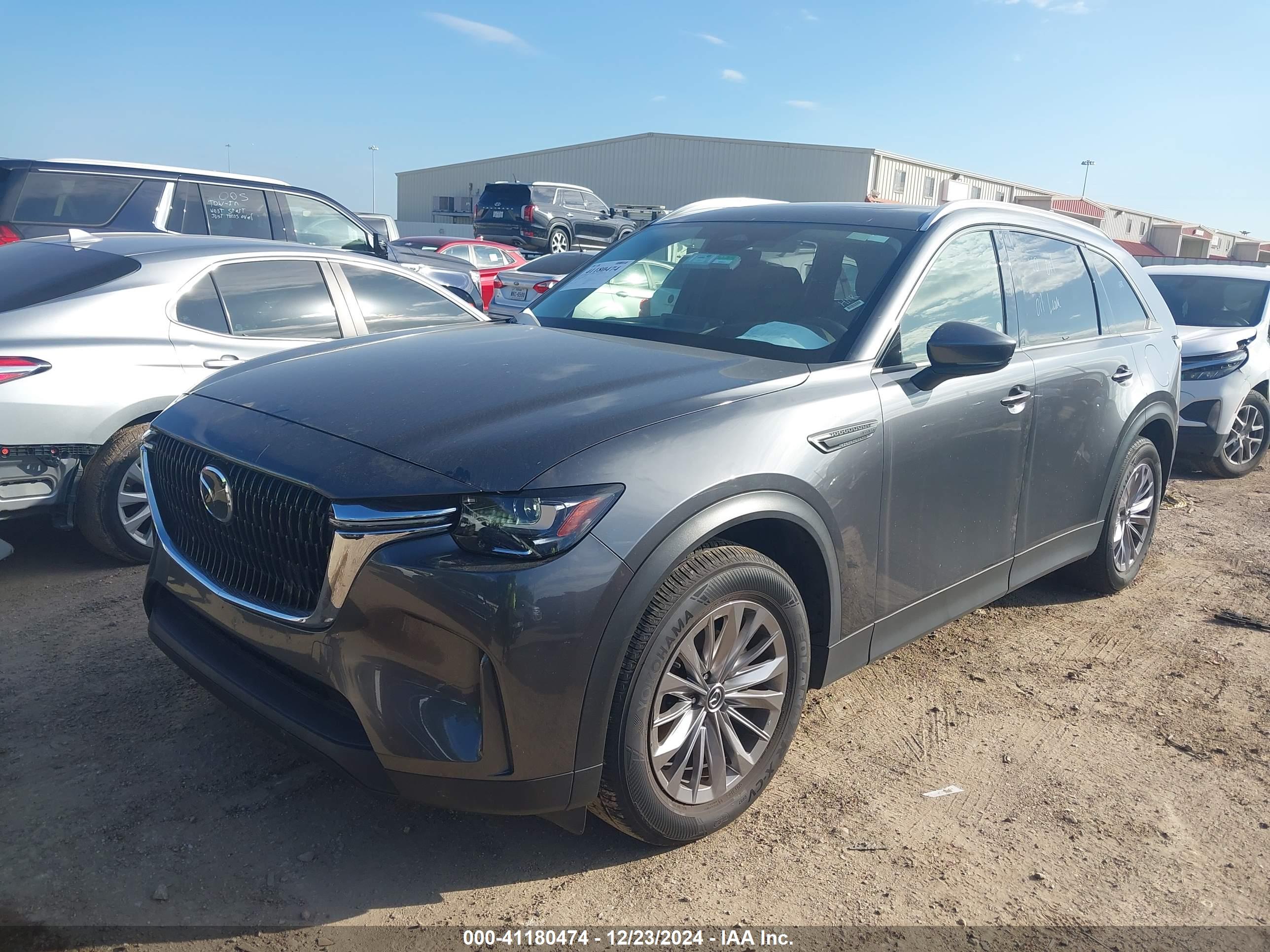 MAZDA CX-90 image 2