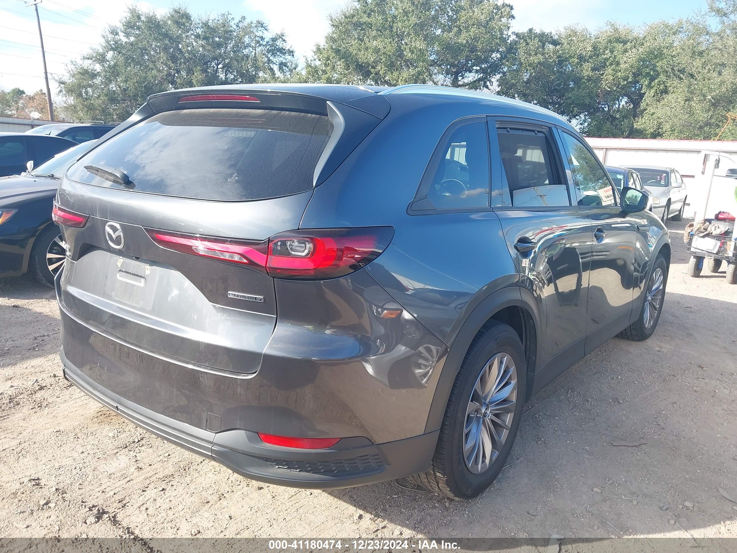 MAZDA CX-90 image 4