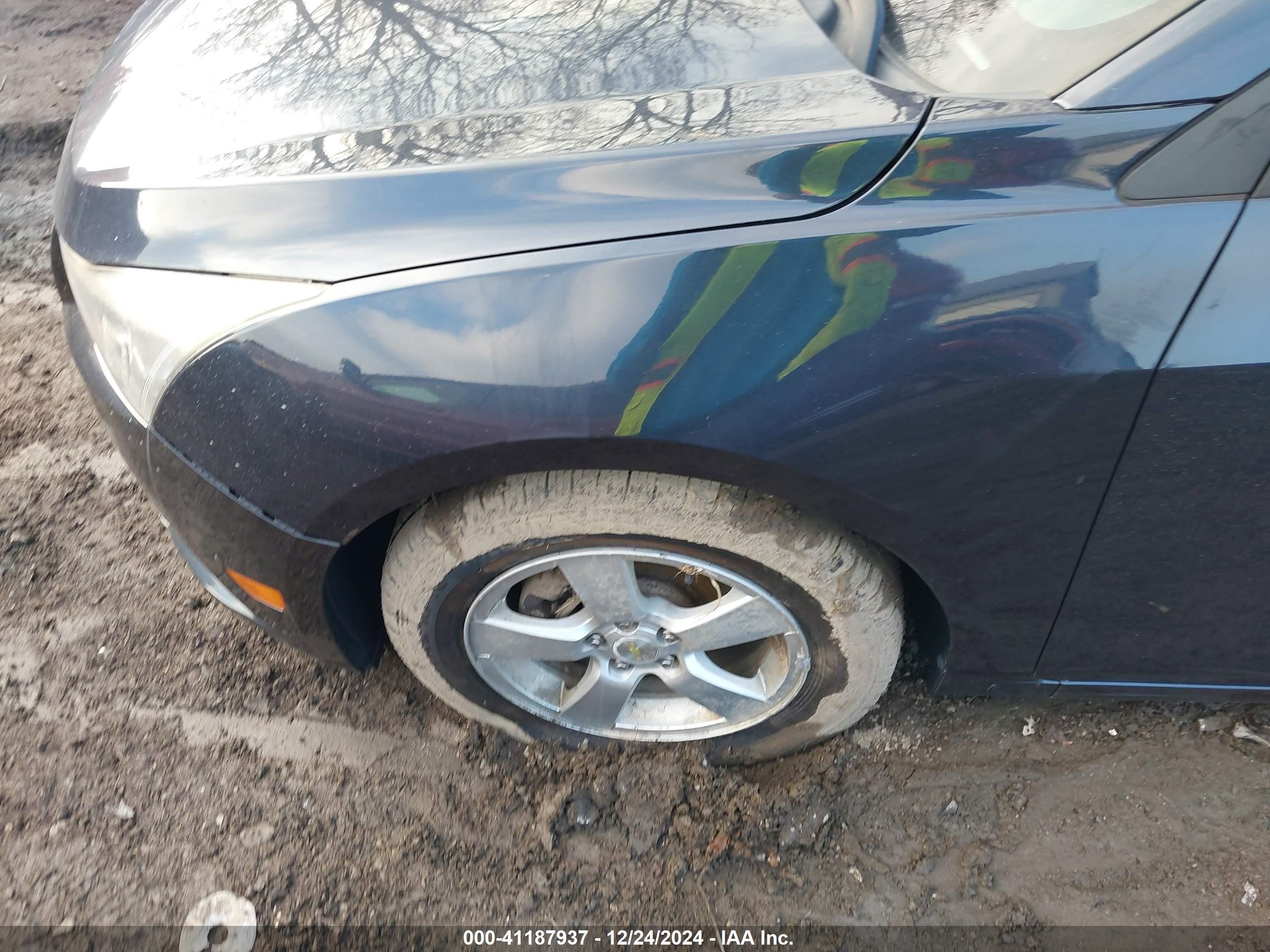 CHEVROLET CRUZE image 6