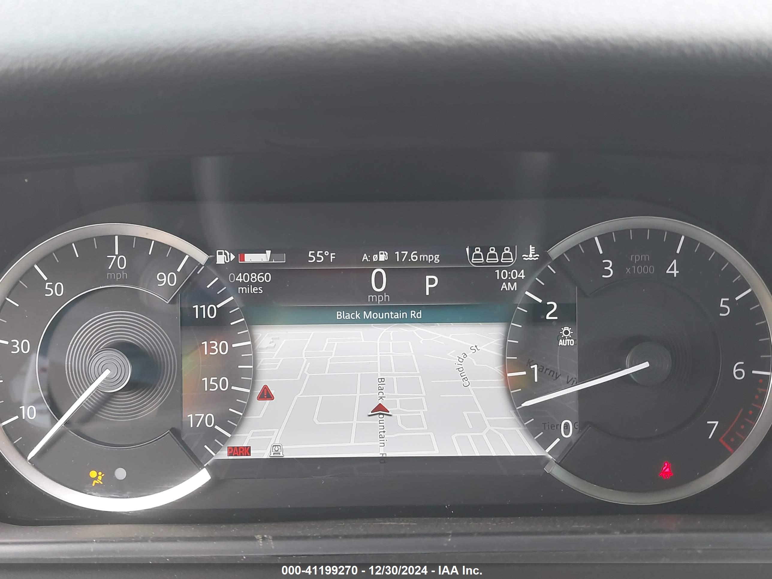 LAND ROVER image 7