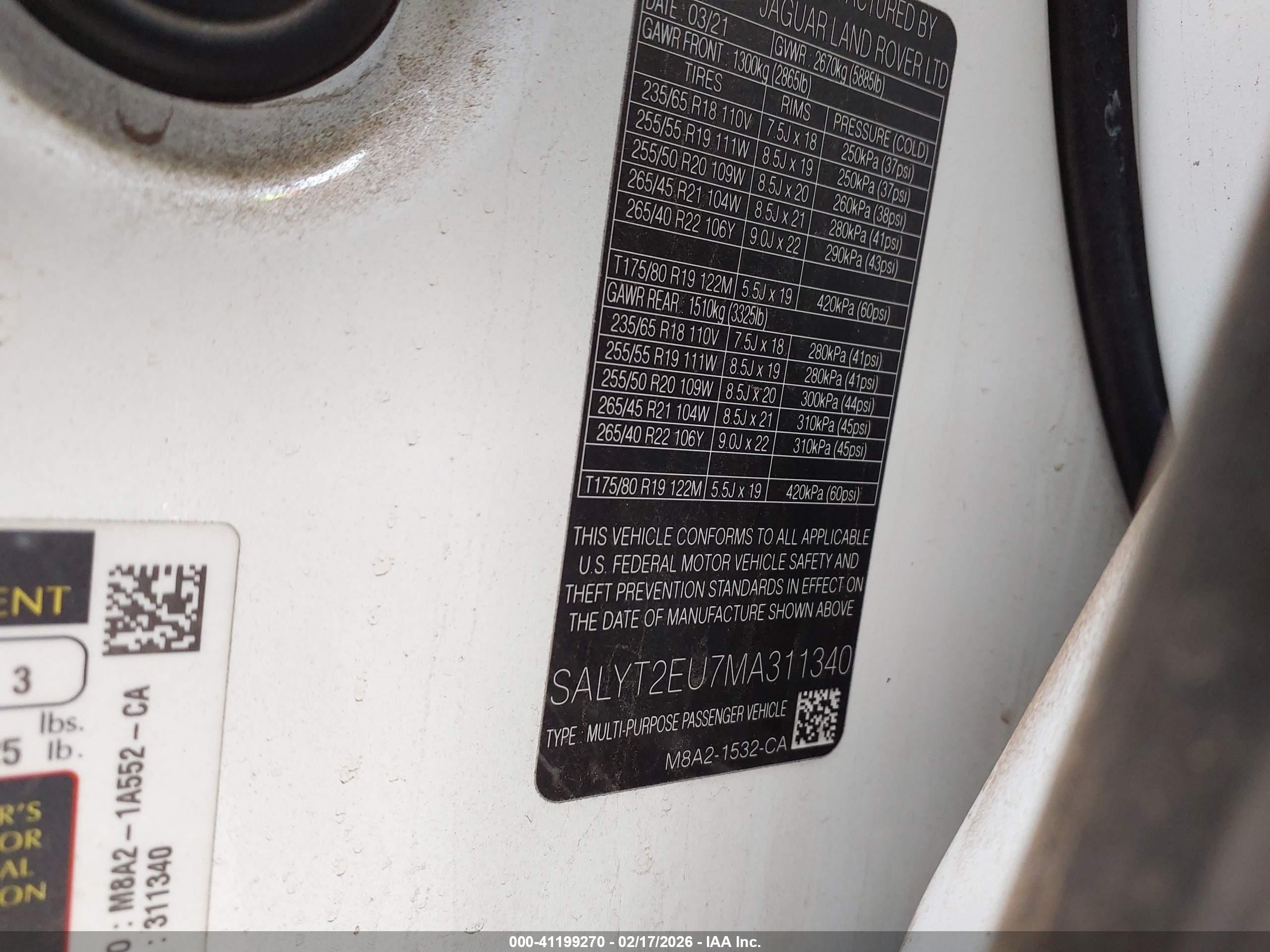 LAND ROVER image 9