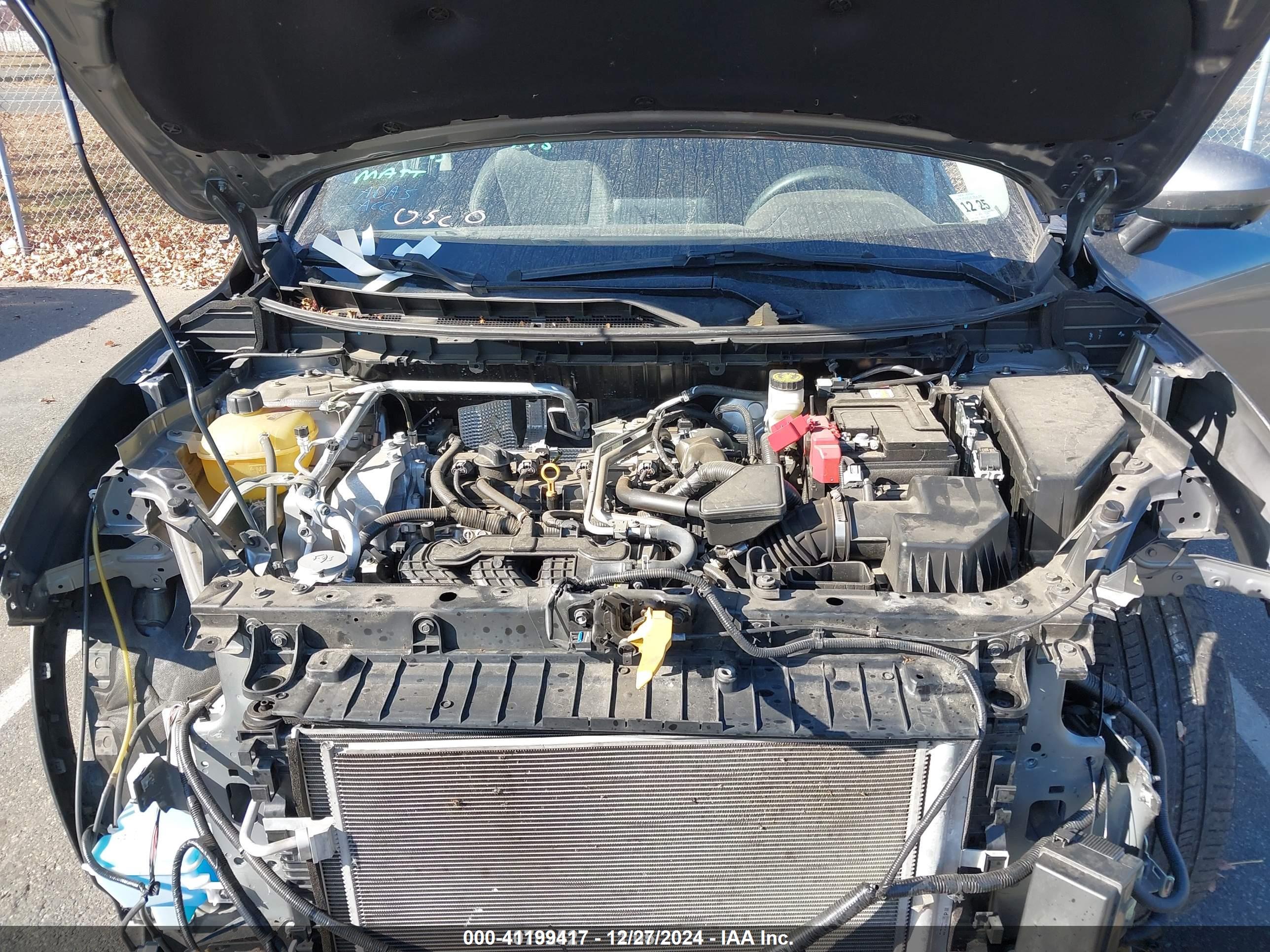 NISSAN ROGUE image 10