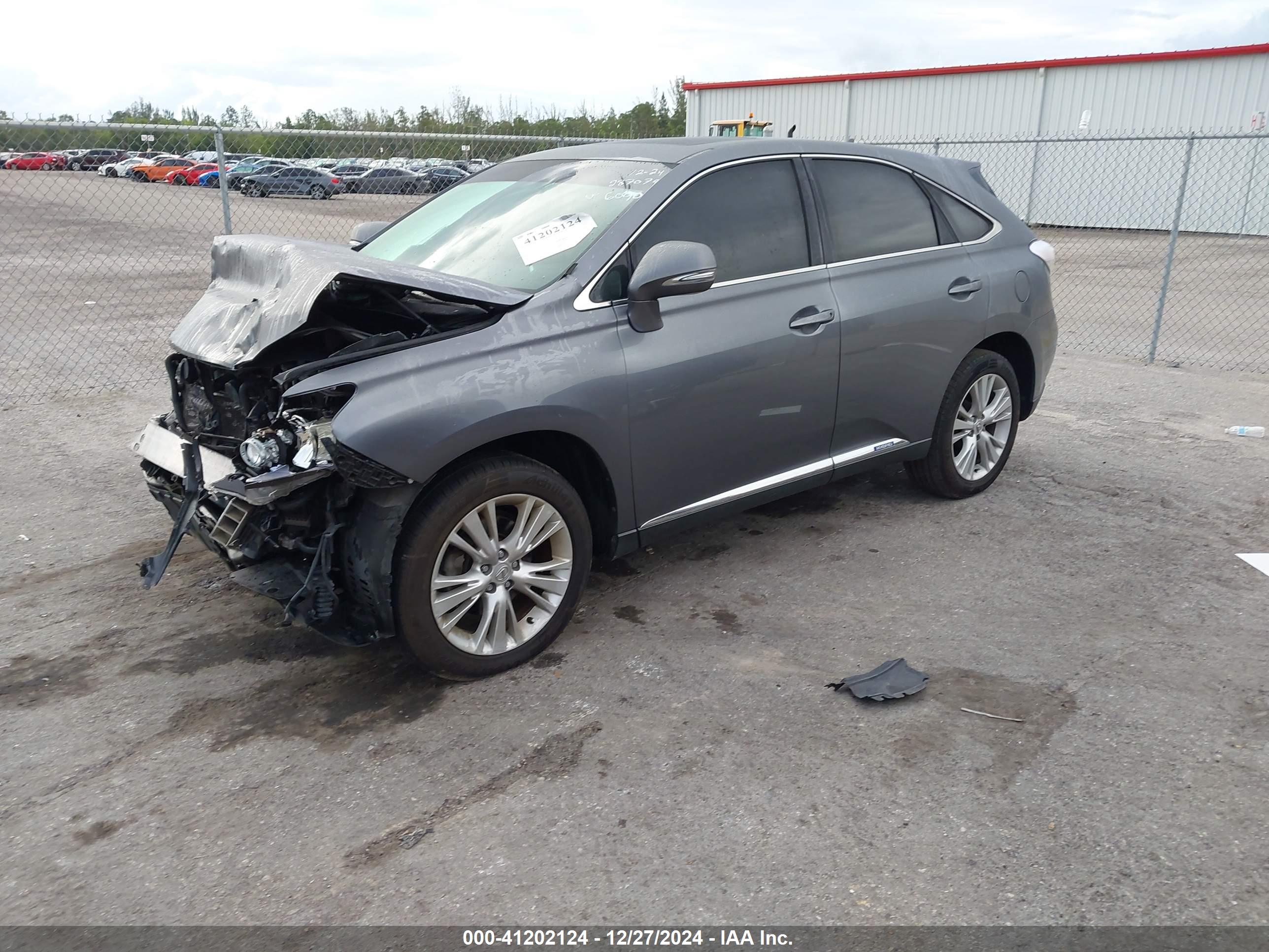 LEXUS RX image 2