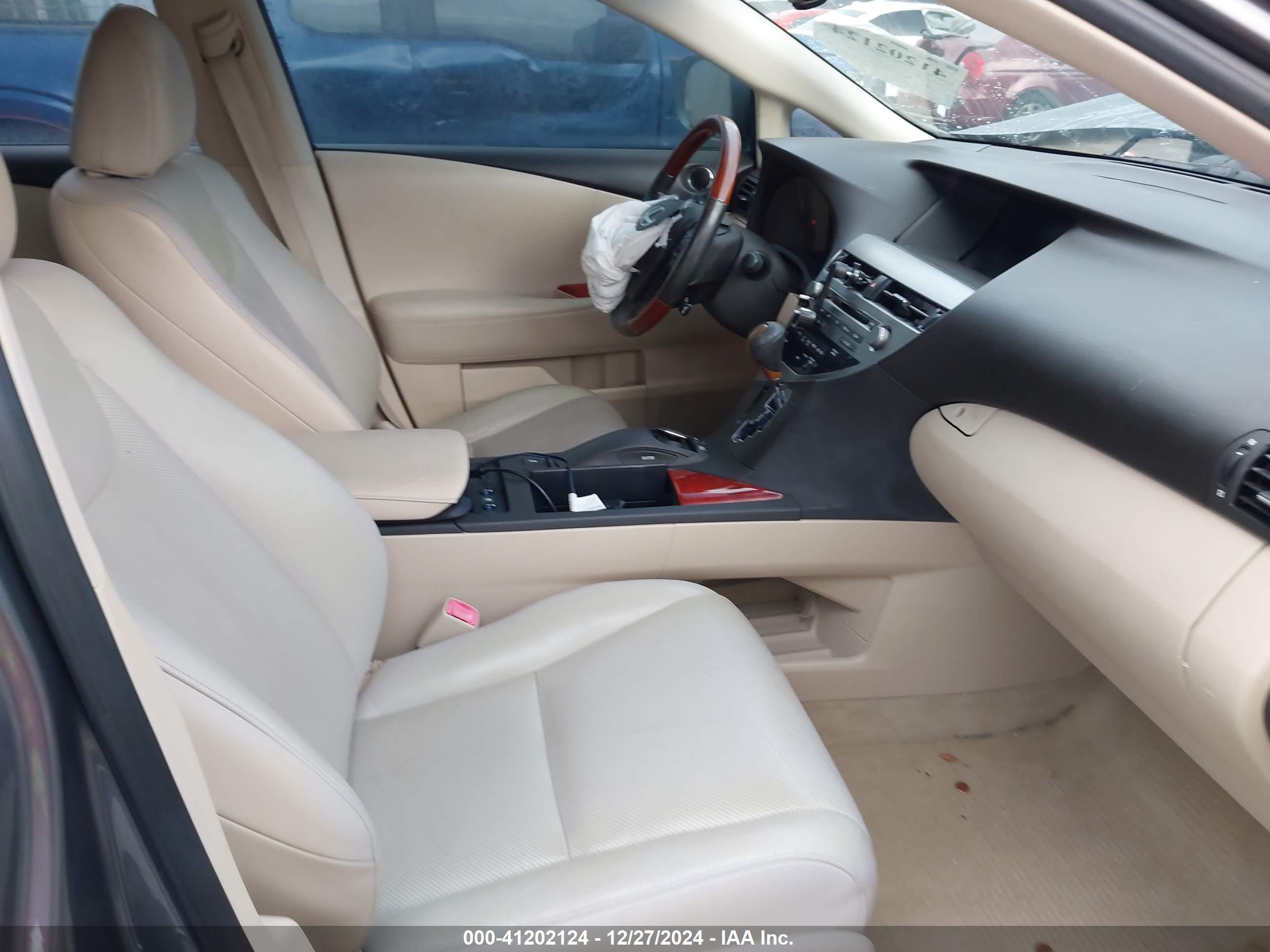 LEXUS RX image 5