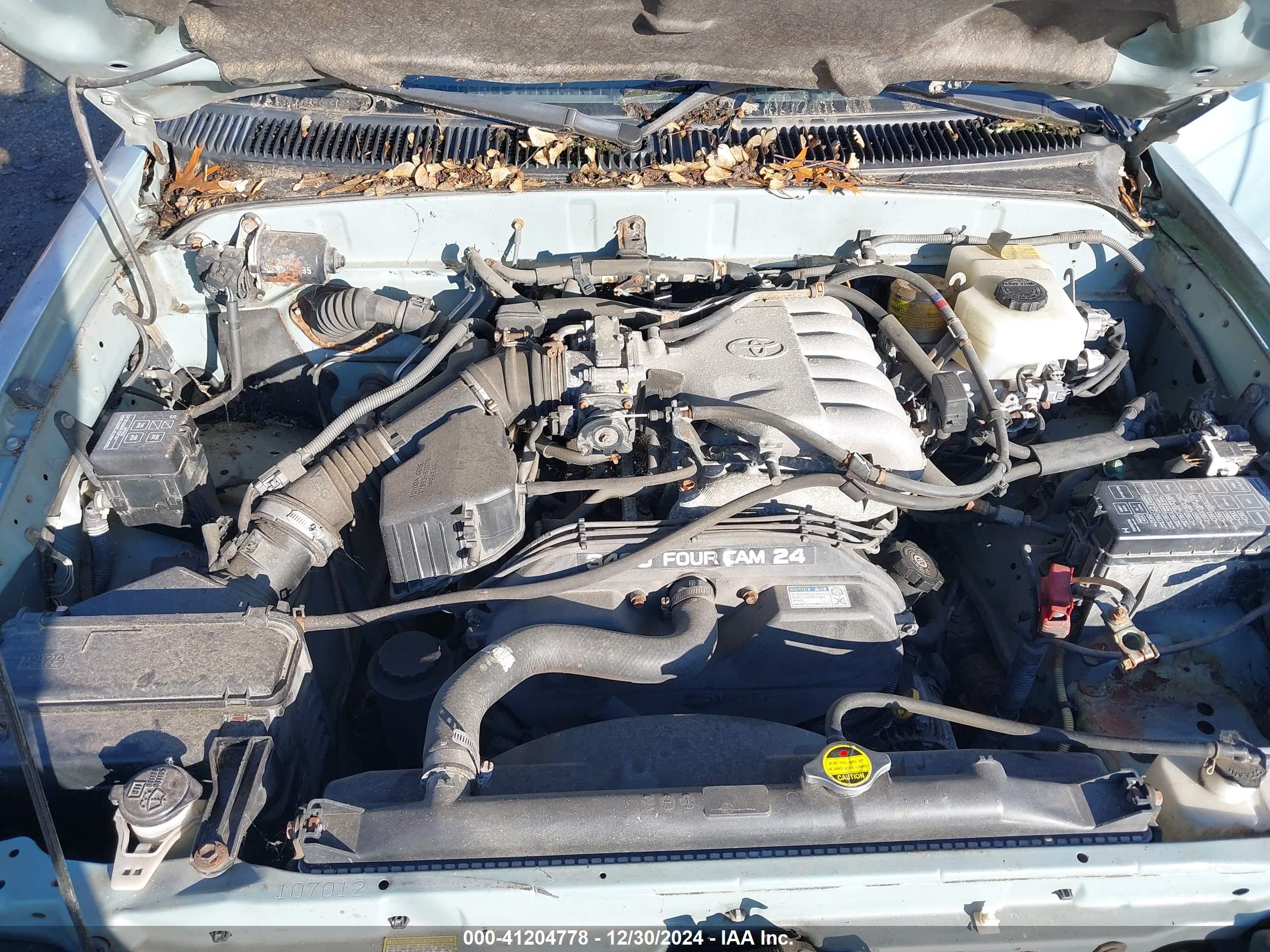 TOYOTA 4RUNNER image 10