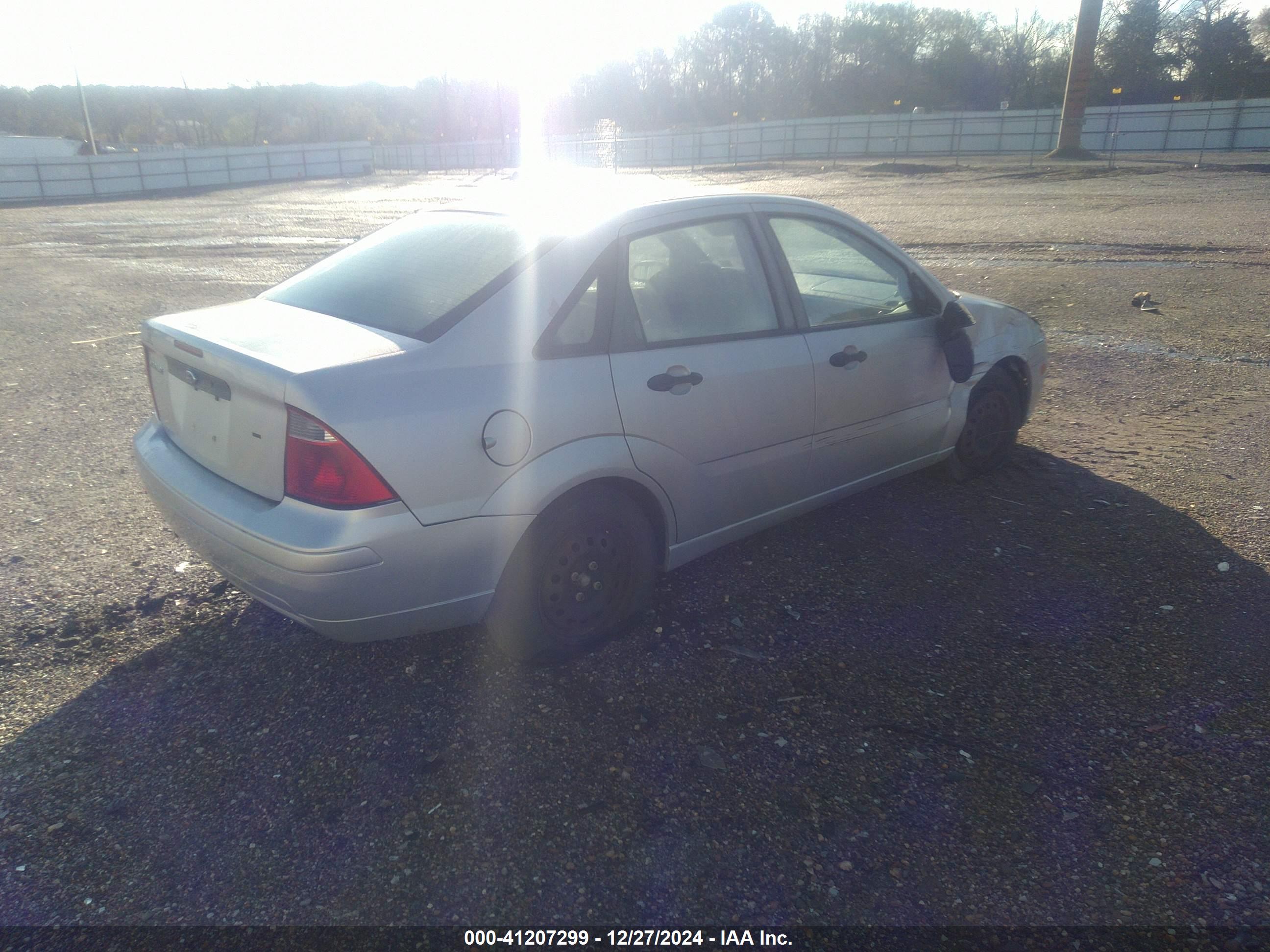 FORD FOCUS image 4