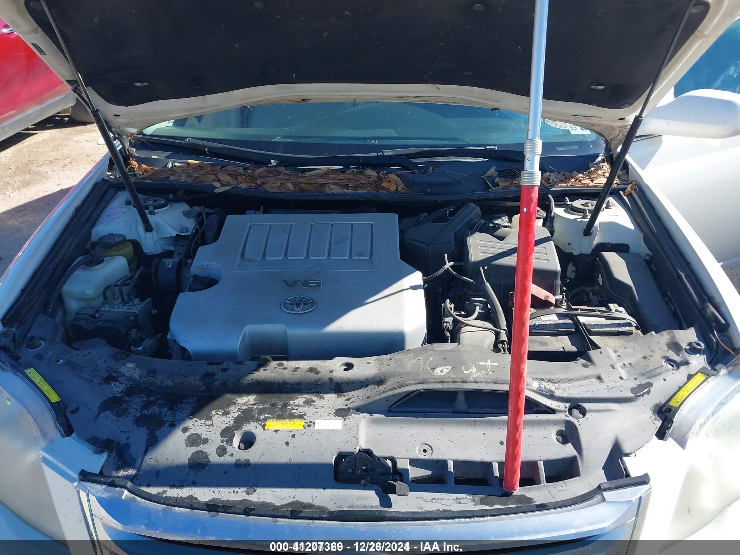 TOYOTA AVALON image 10