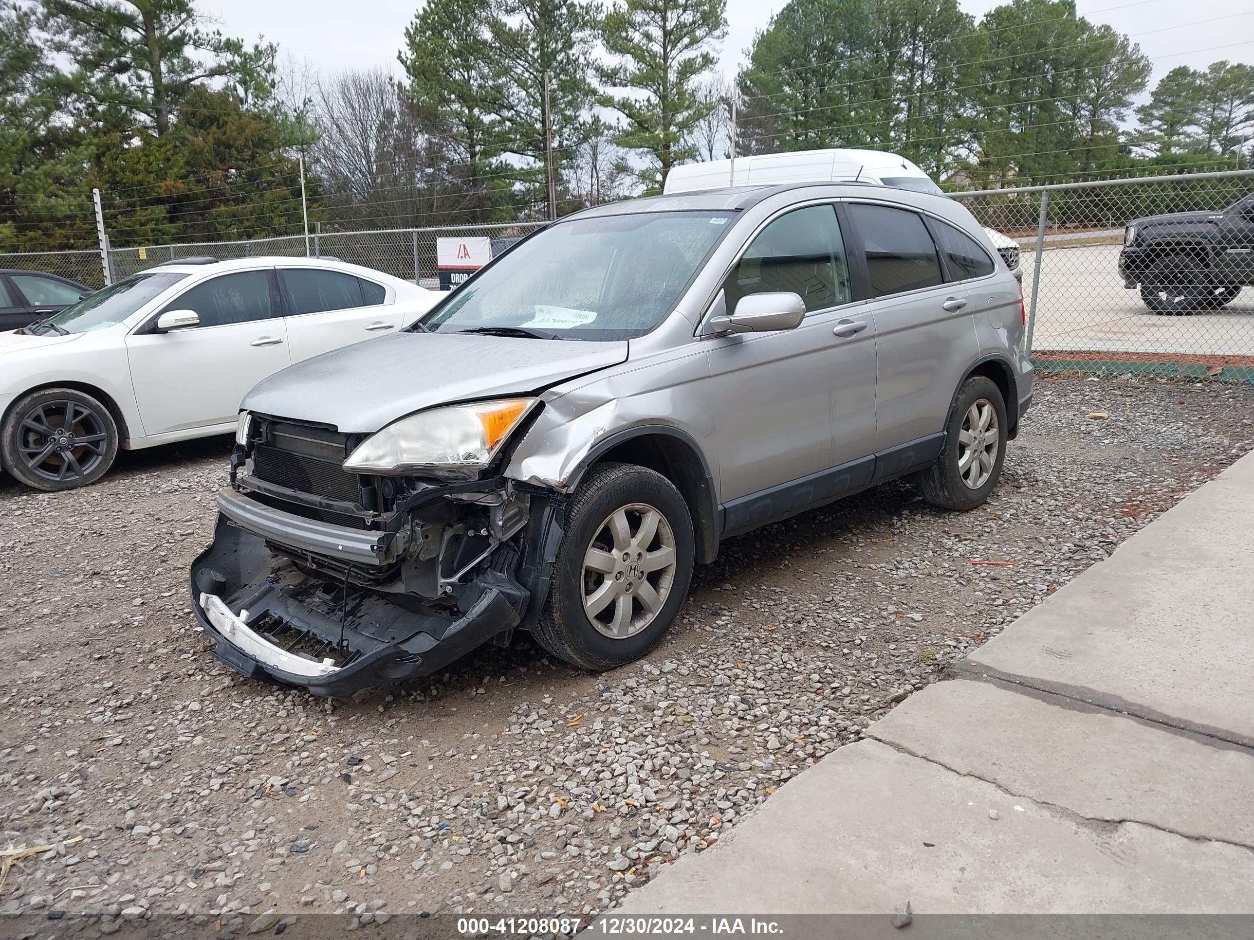 HONDA CR-V image 2