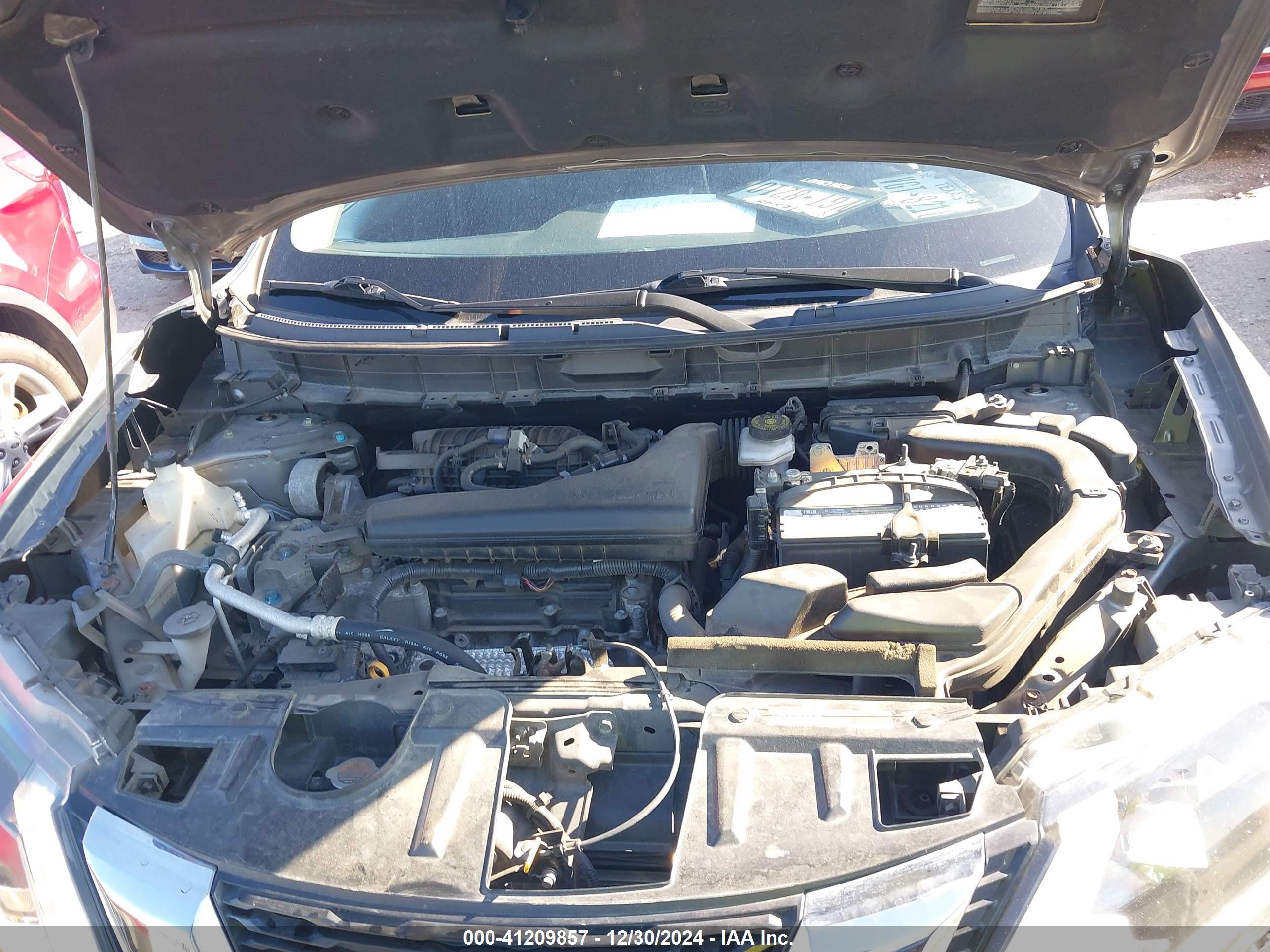 NISSAN ROGUE image 10
