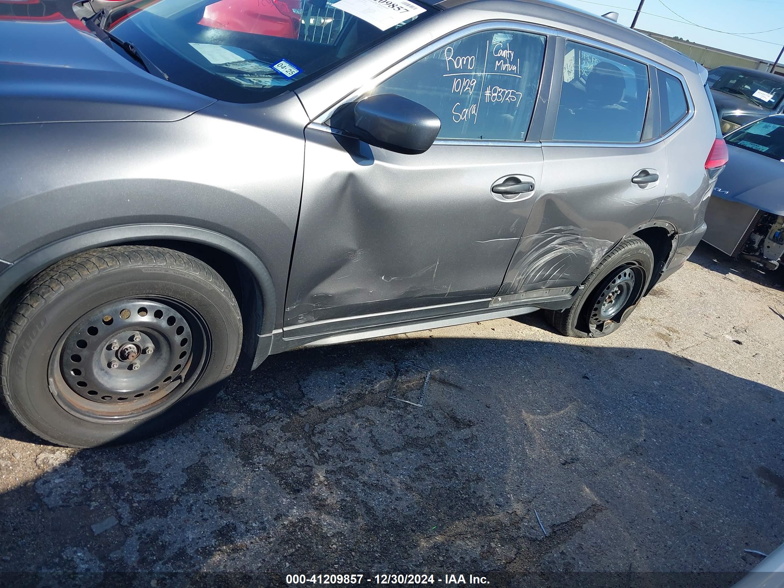 NISSAN ROGUE image 6