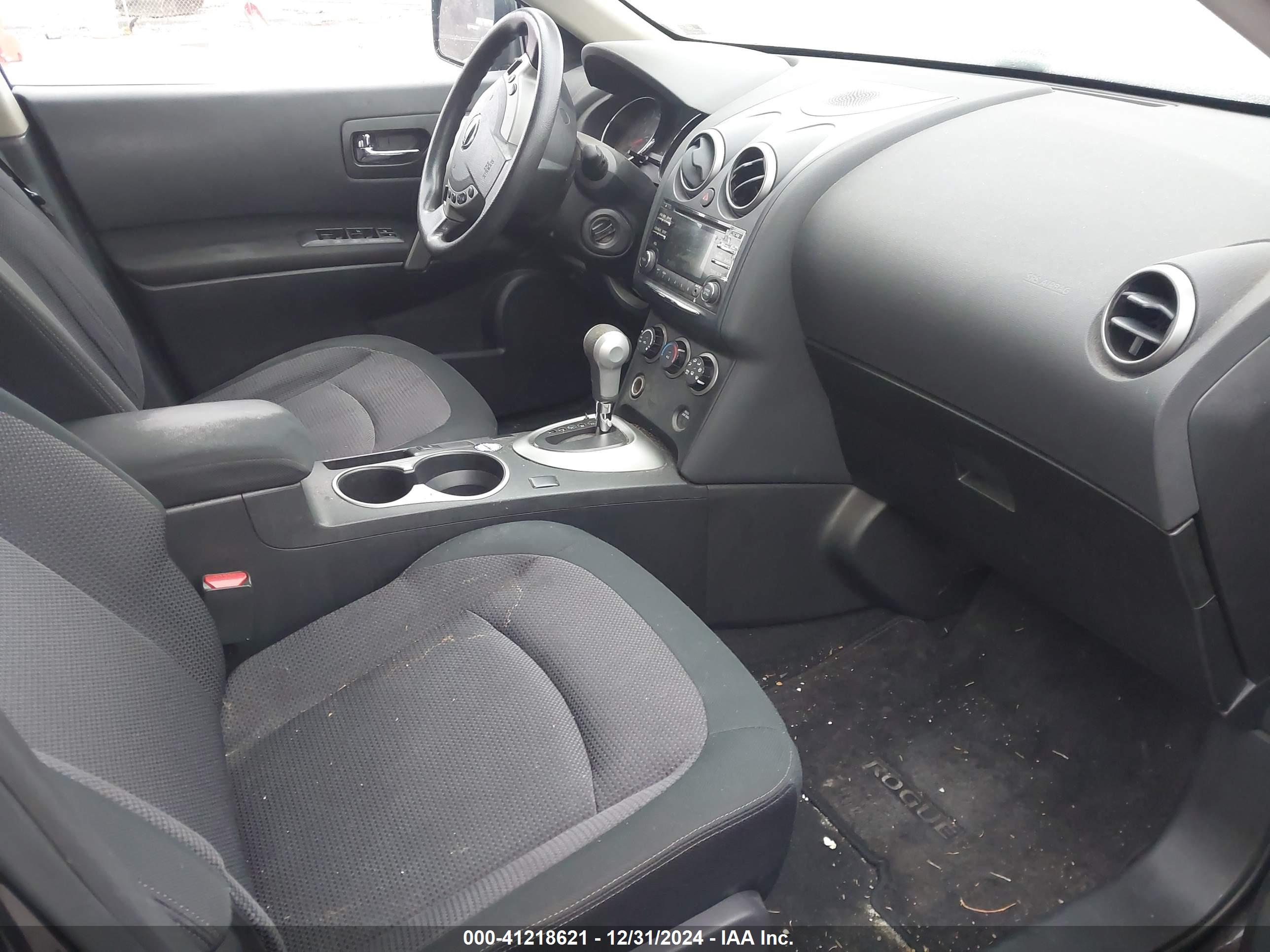 NISSAN ROGUE image 5