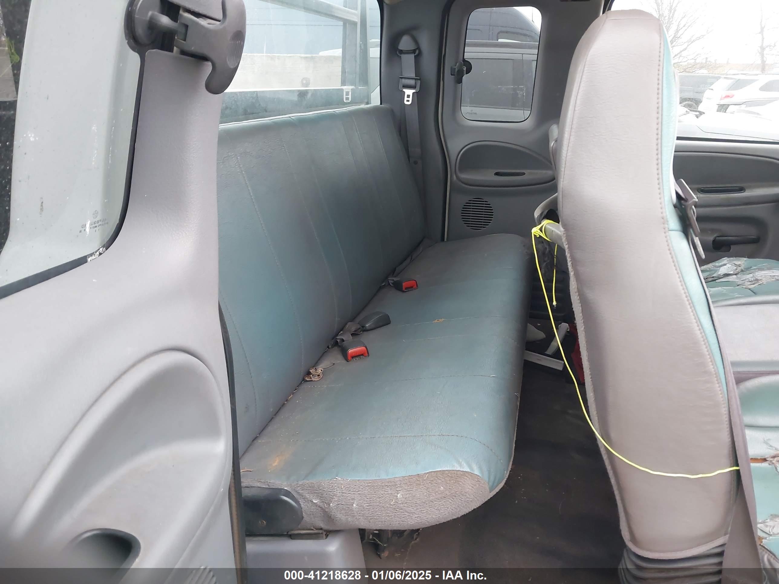 DODGE RAM image 8