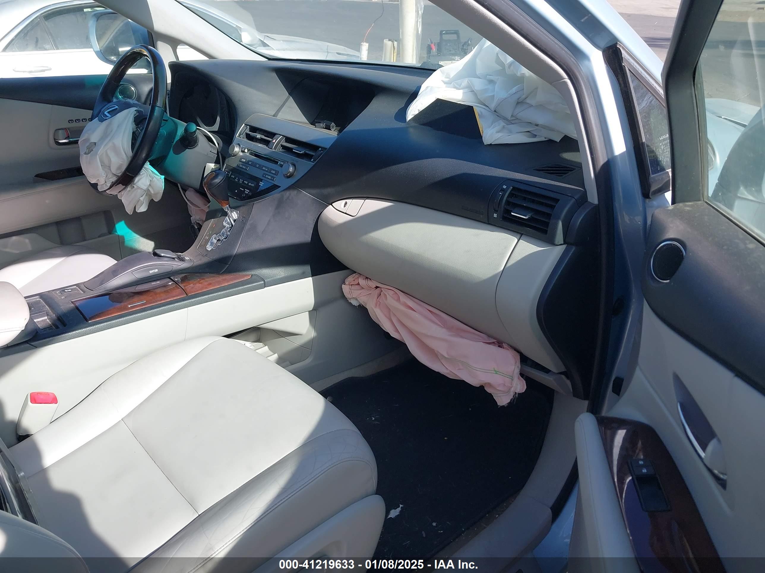 LEXUS RX image 5