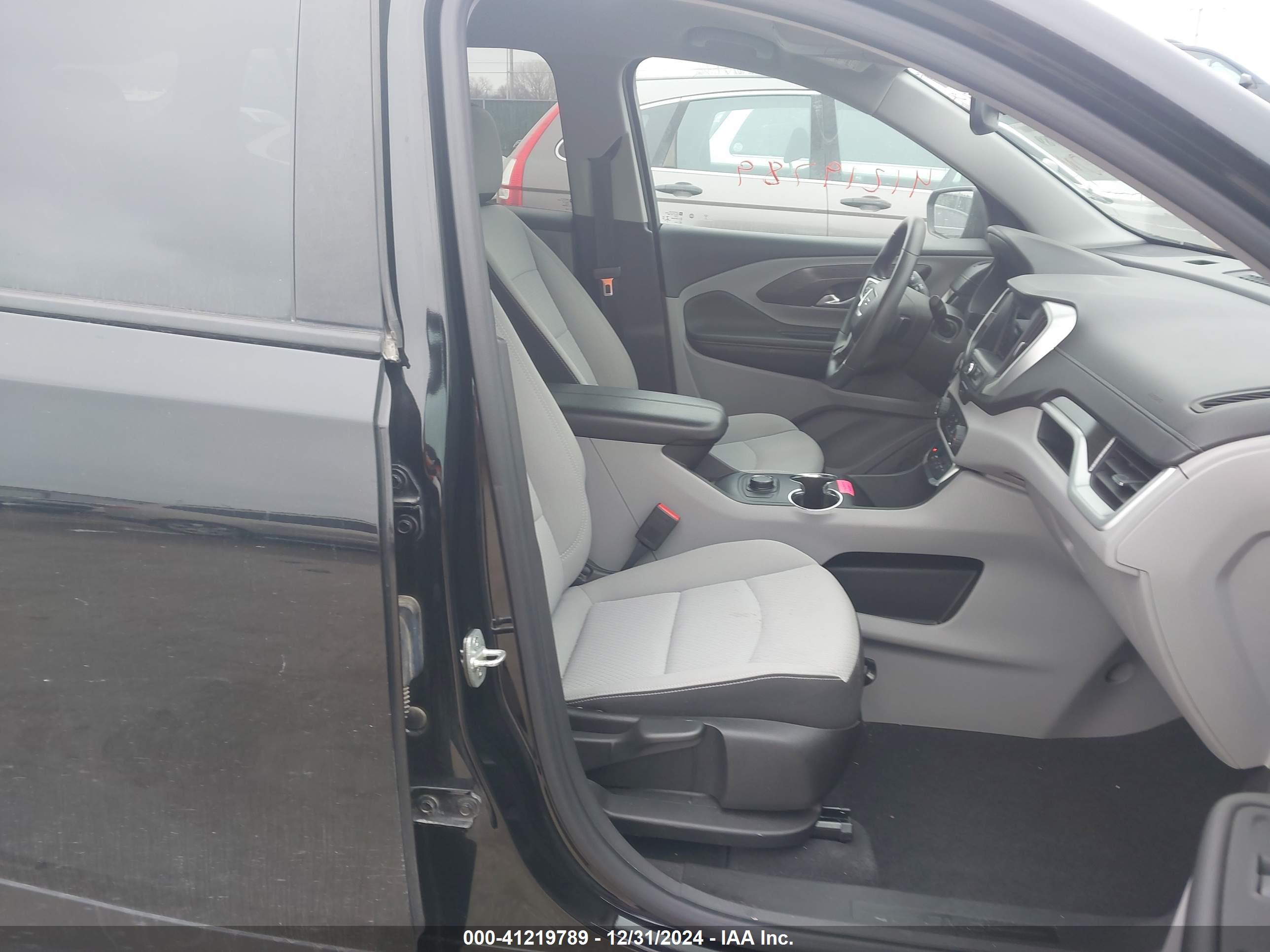 GMC TERRAIN image 5