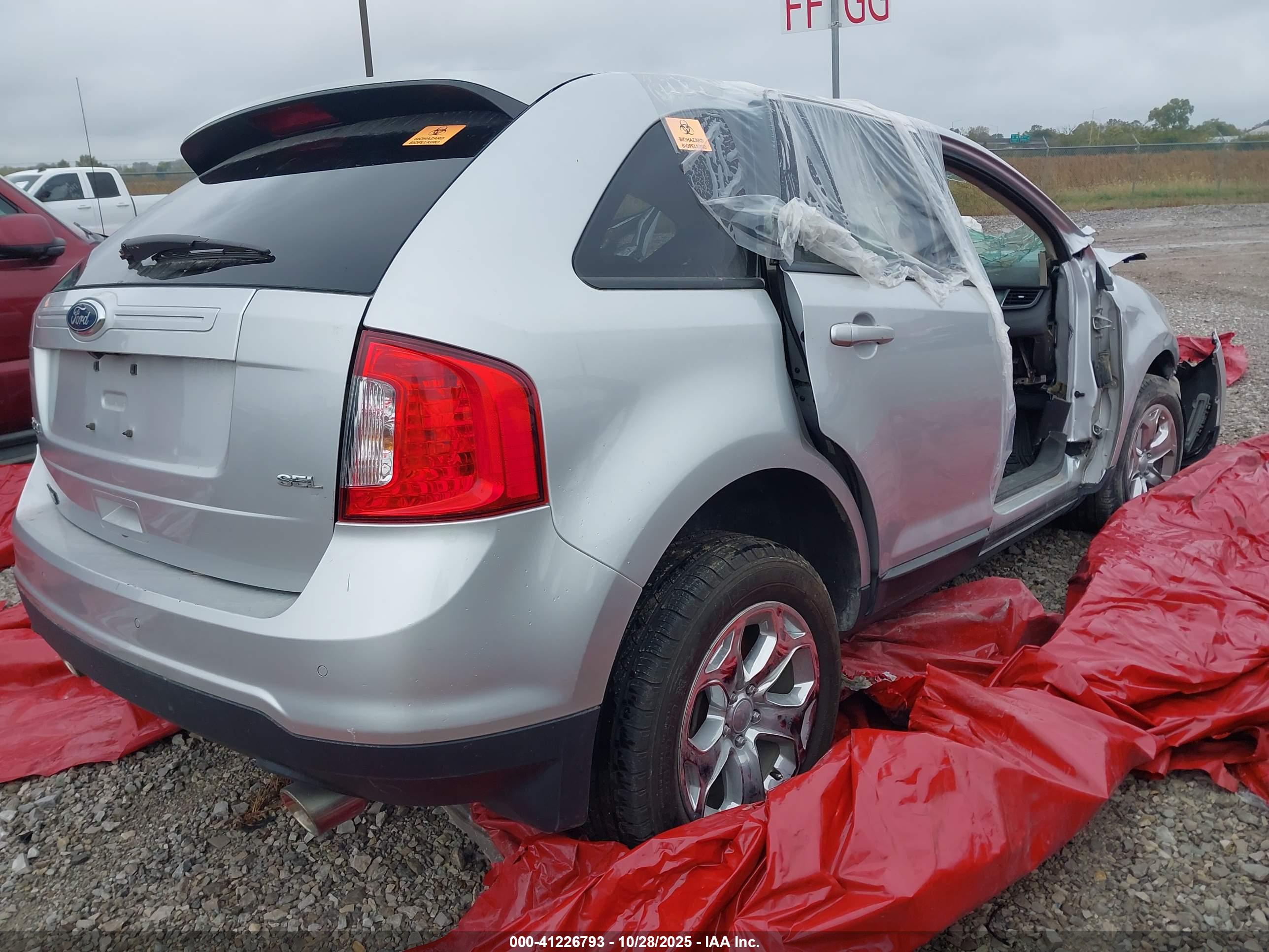 FORD EDGE image 4