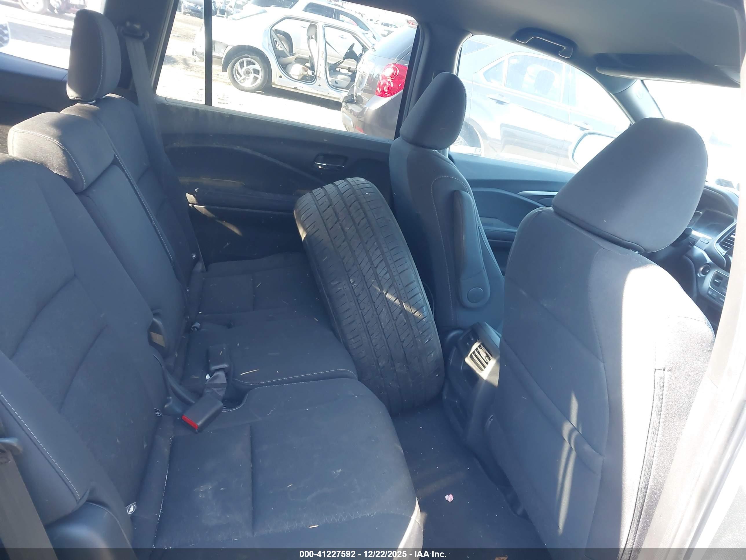 HONDA PASSPORT image 8