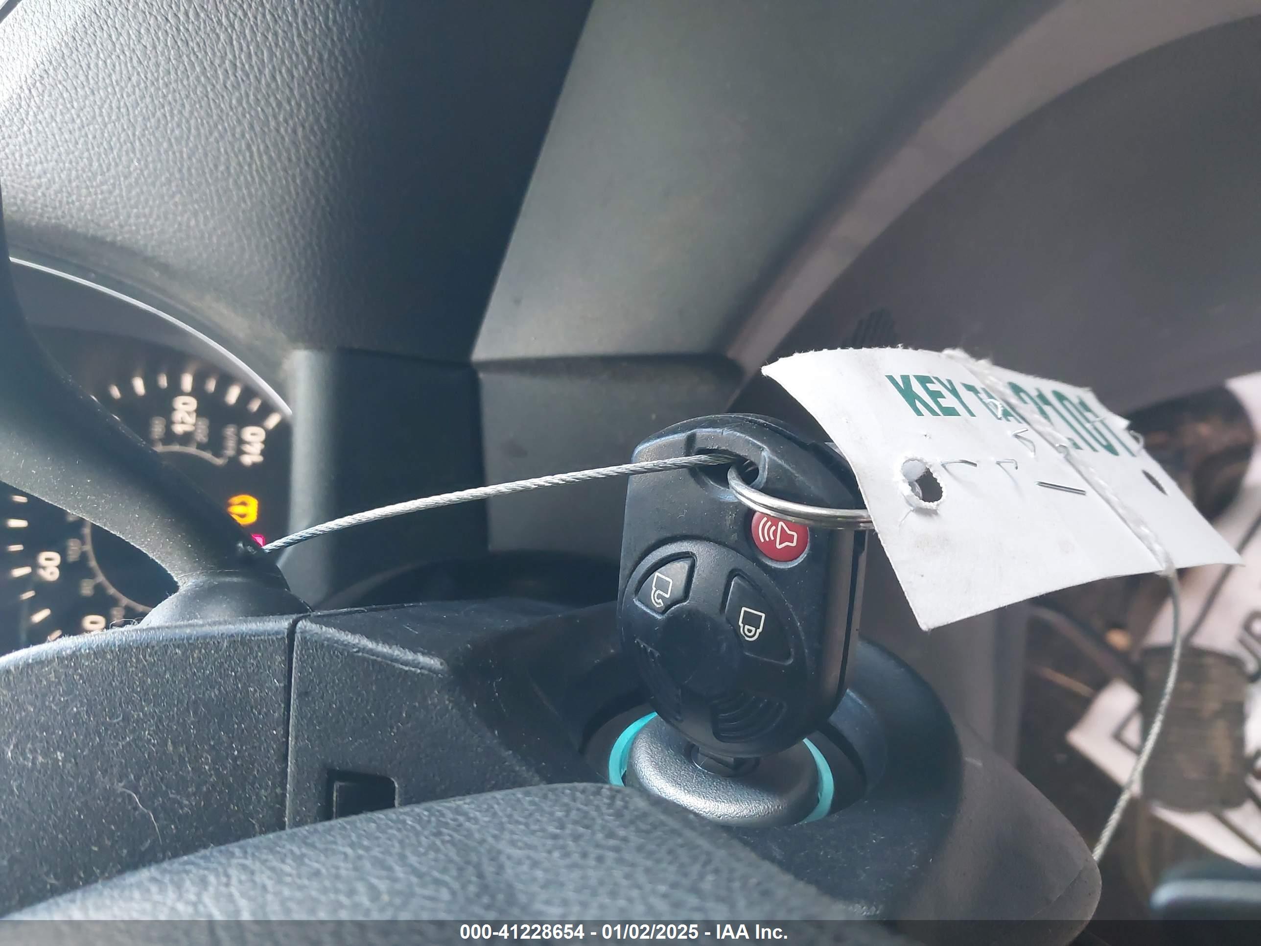 FORD ESCAPE image 11