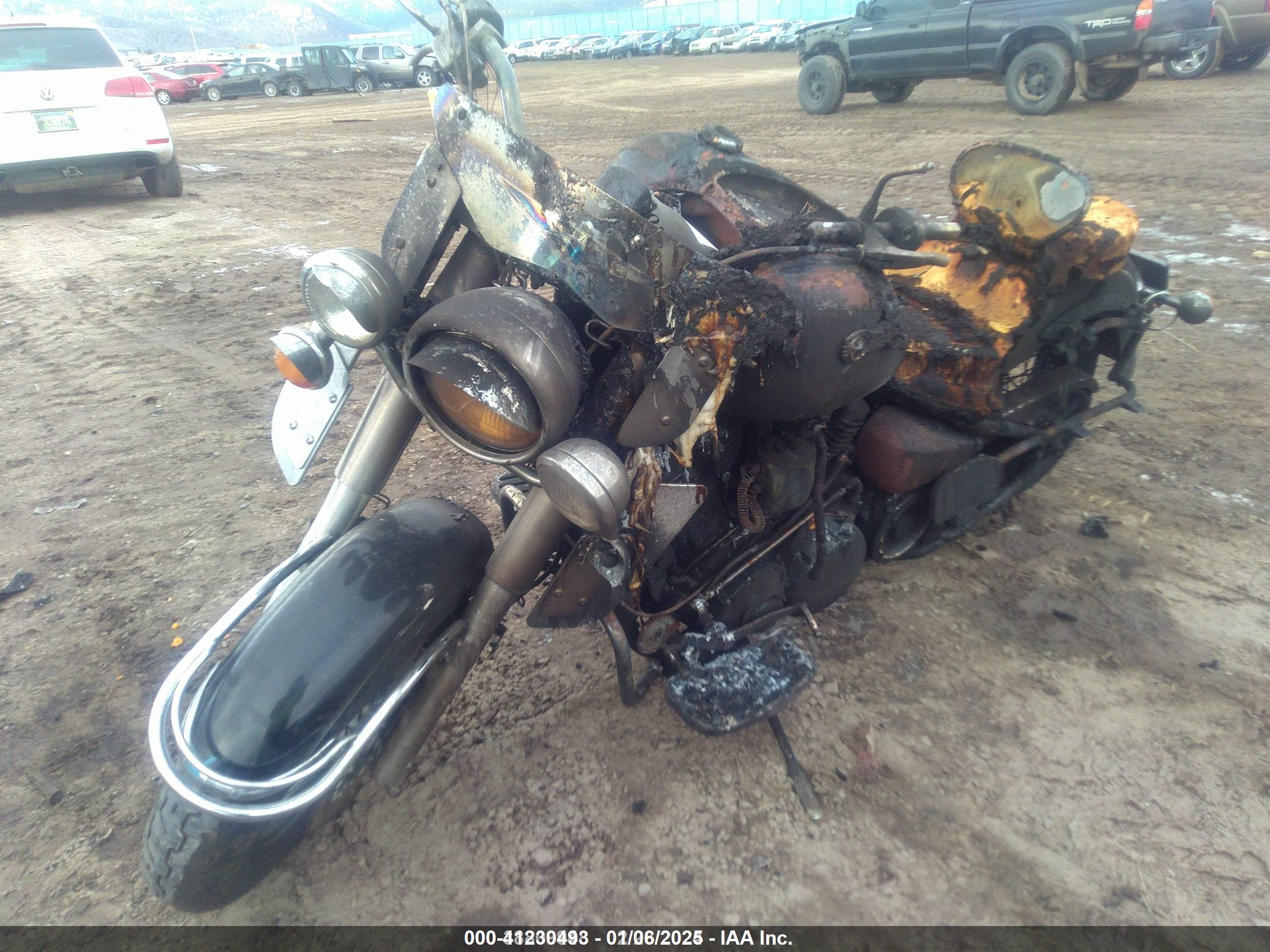 YAMAHA XV1600 image 2