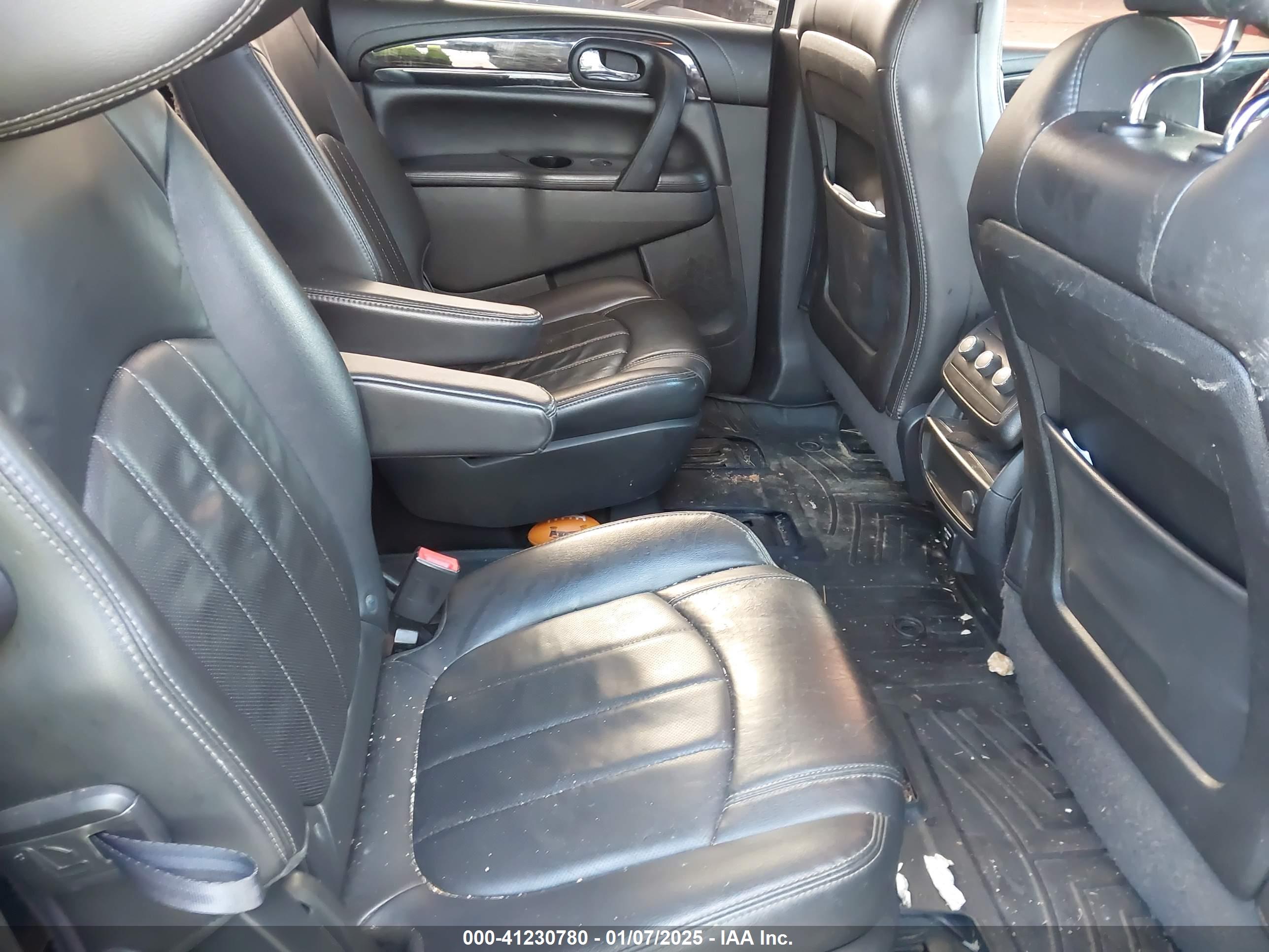 BUICK ENCLAVE image 8