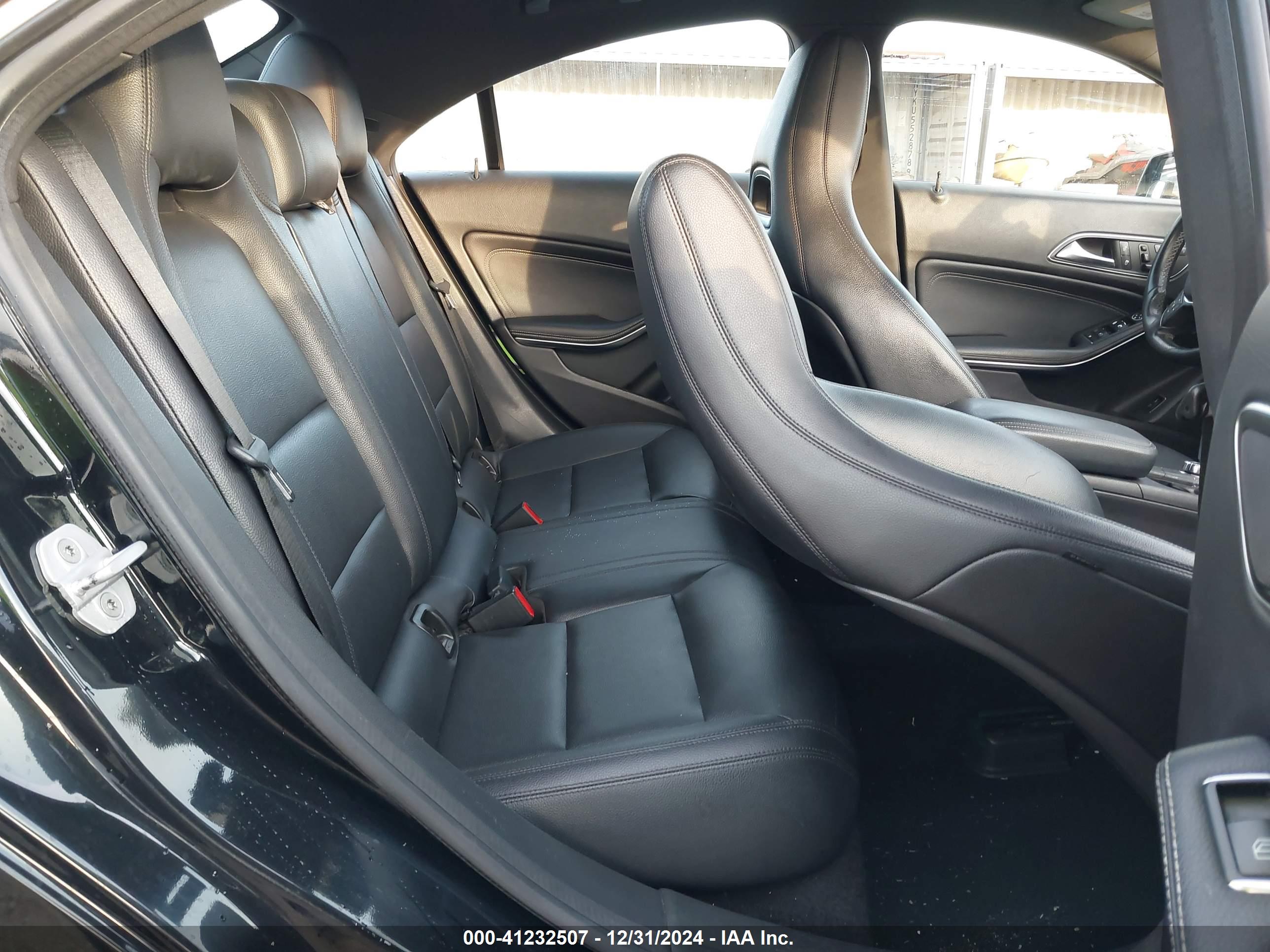 MERCEDES-BENZ CLA image 8