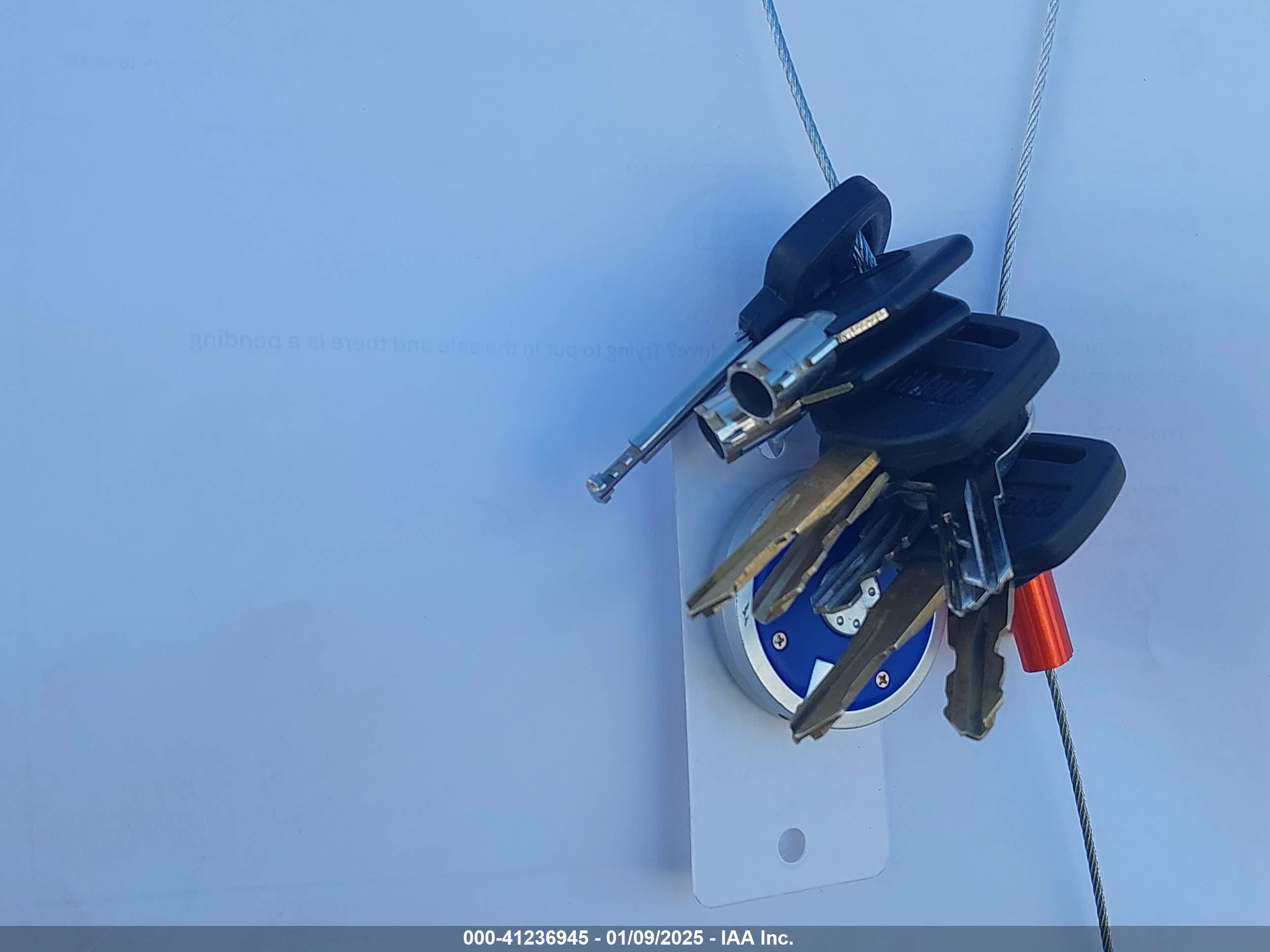 AIRSTREAM FLYING image 11