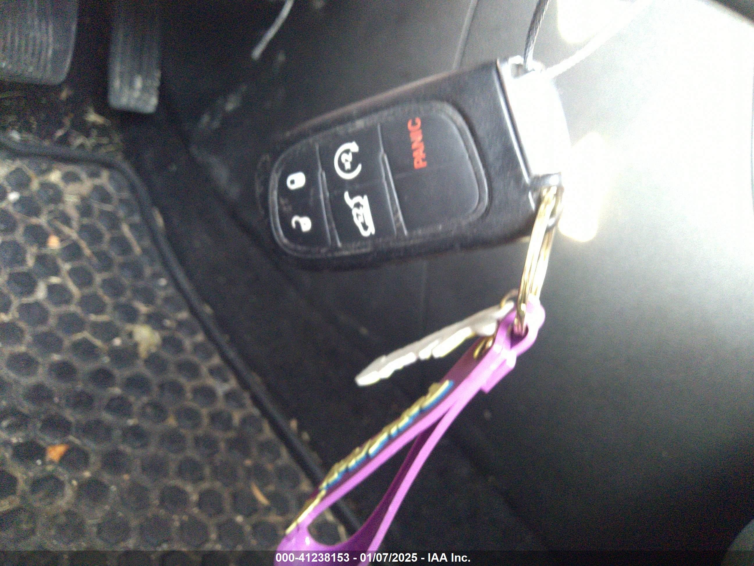 JEEP CHEROKEE image 11