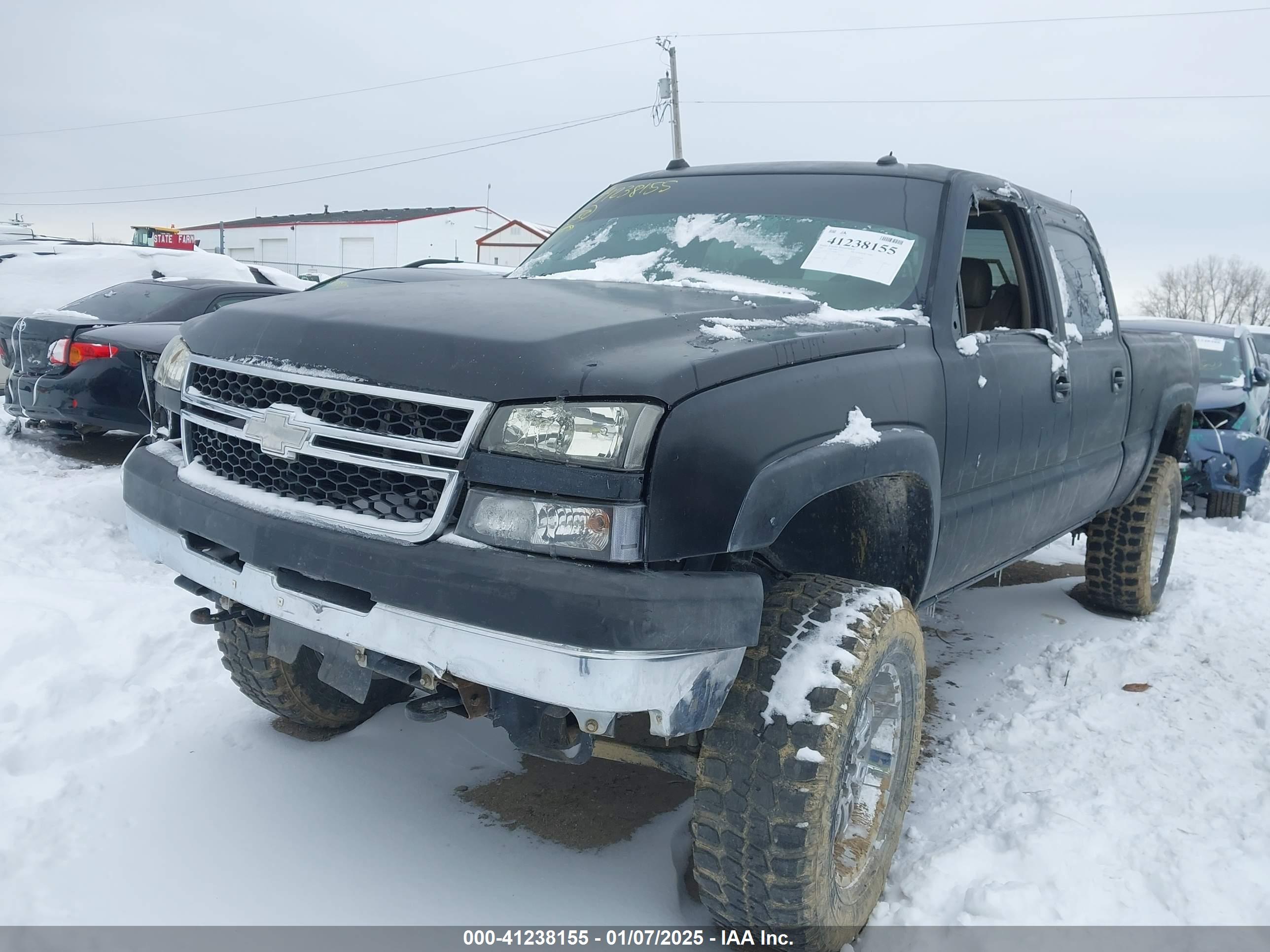 CHEVROLET SILVERADO image 2