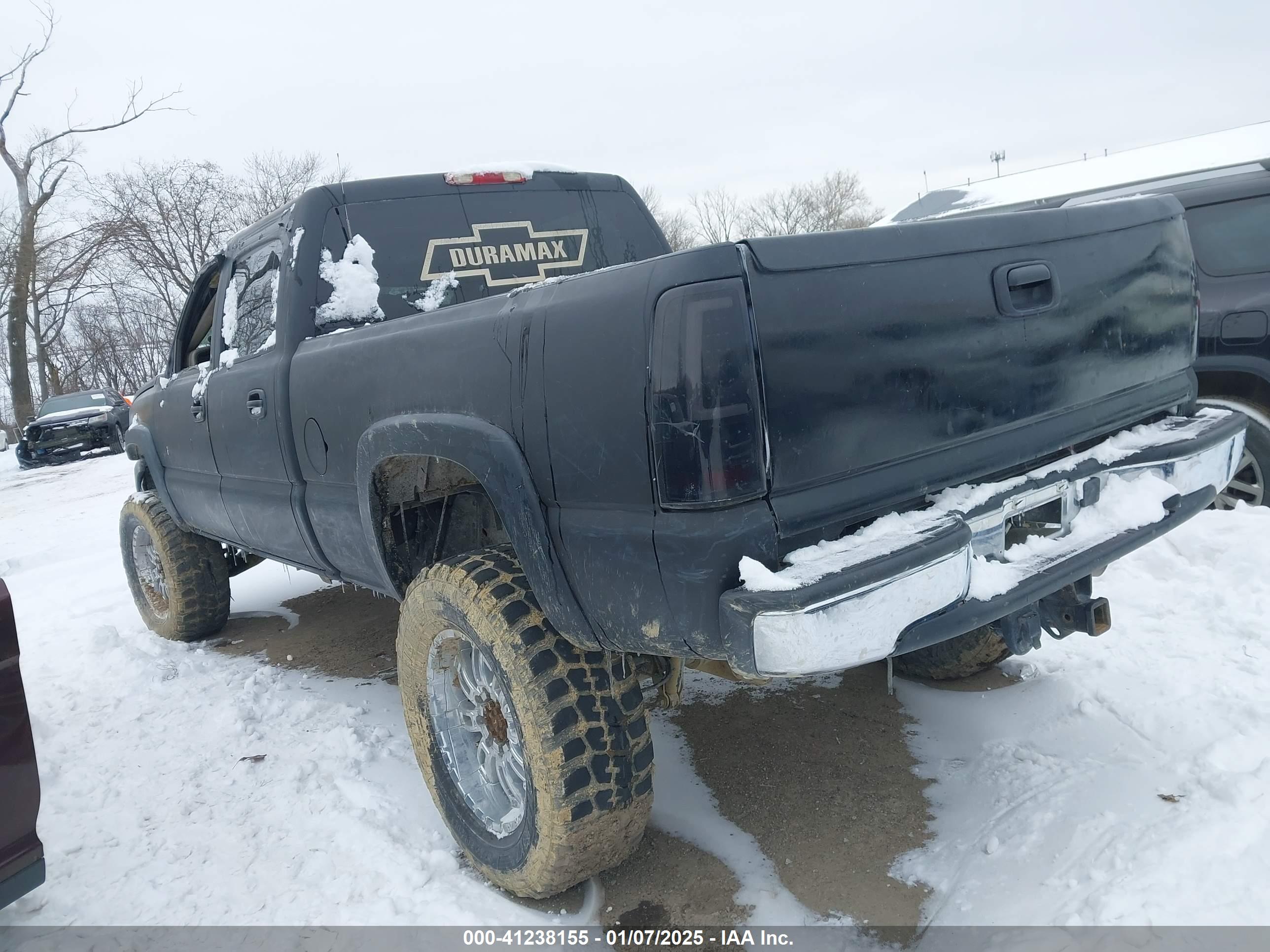 CHEVROLET SILVERADO image 3