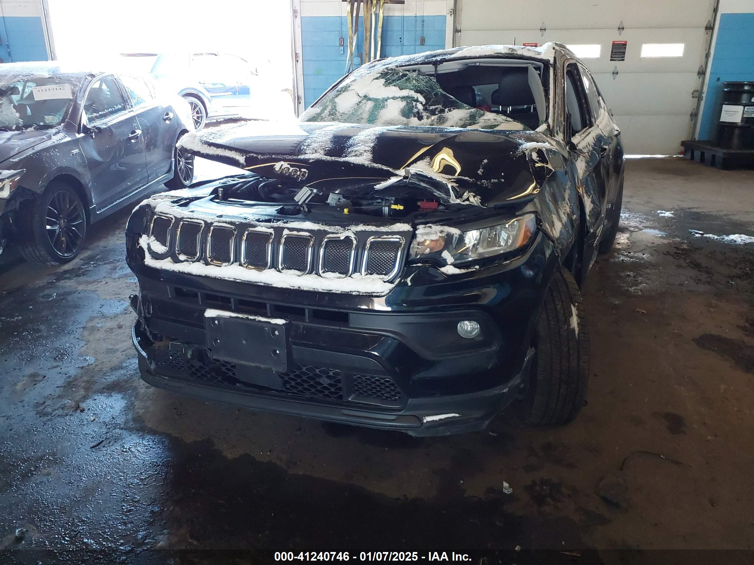 JEEP COMPASS image 6