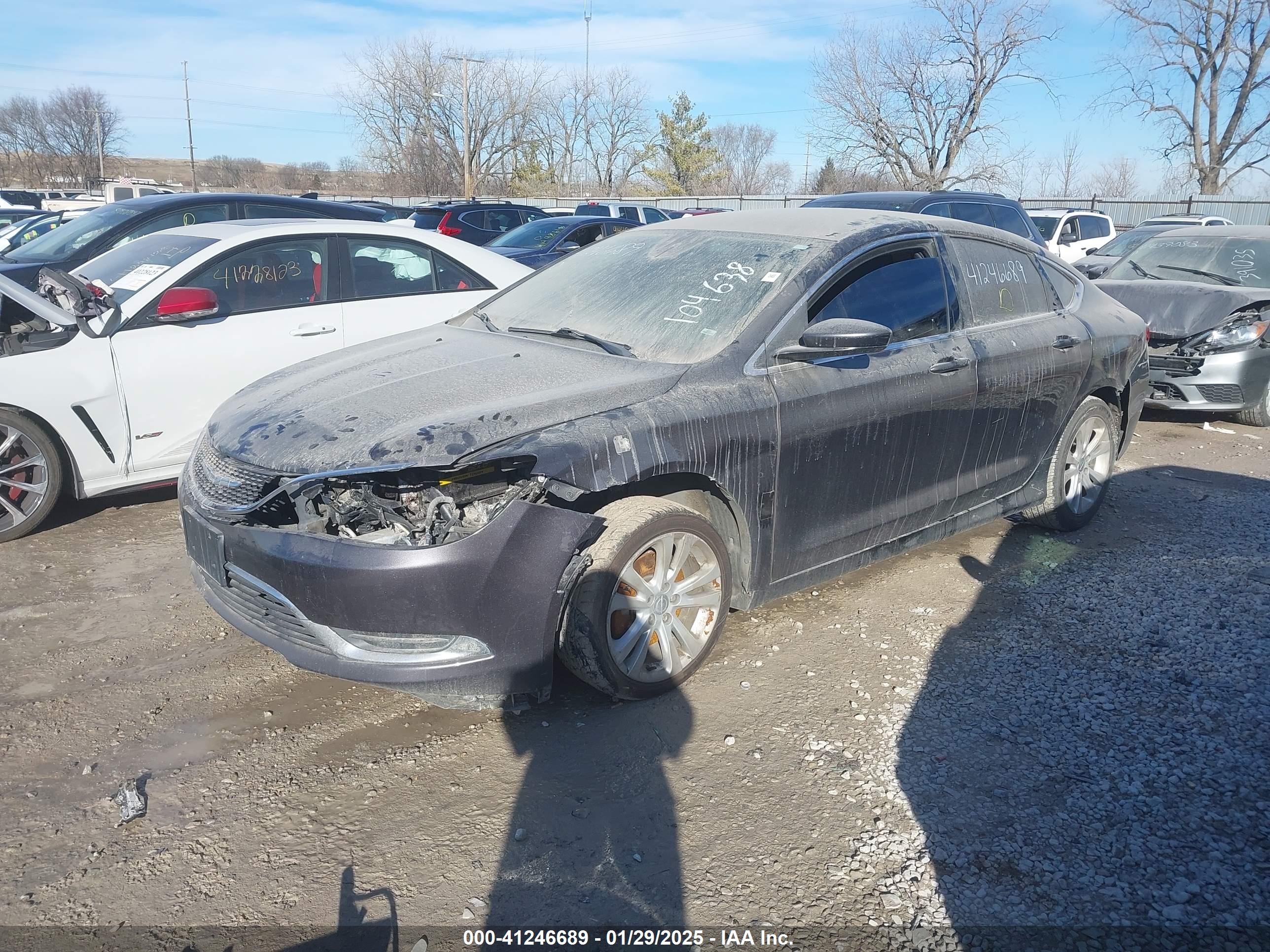 CHRYSLER 200 image 2