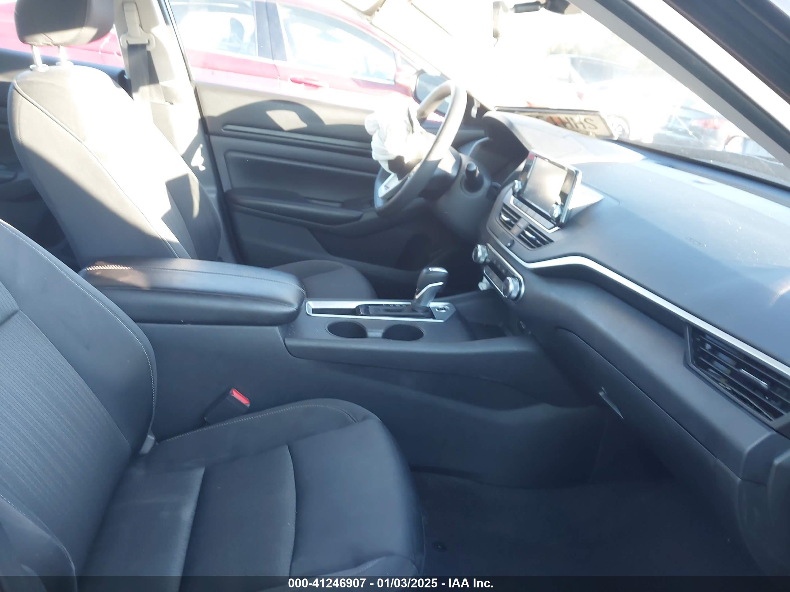 NISSAN ALTIMA image 5
