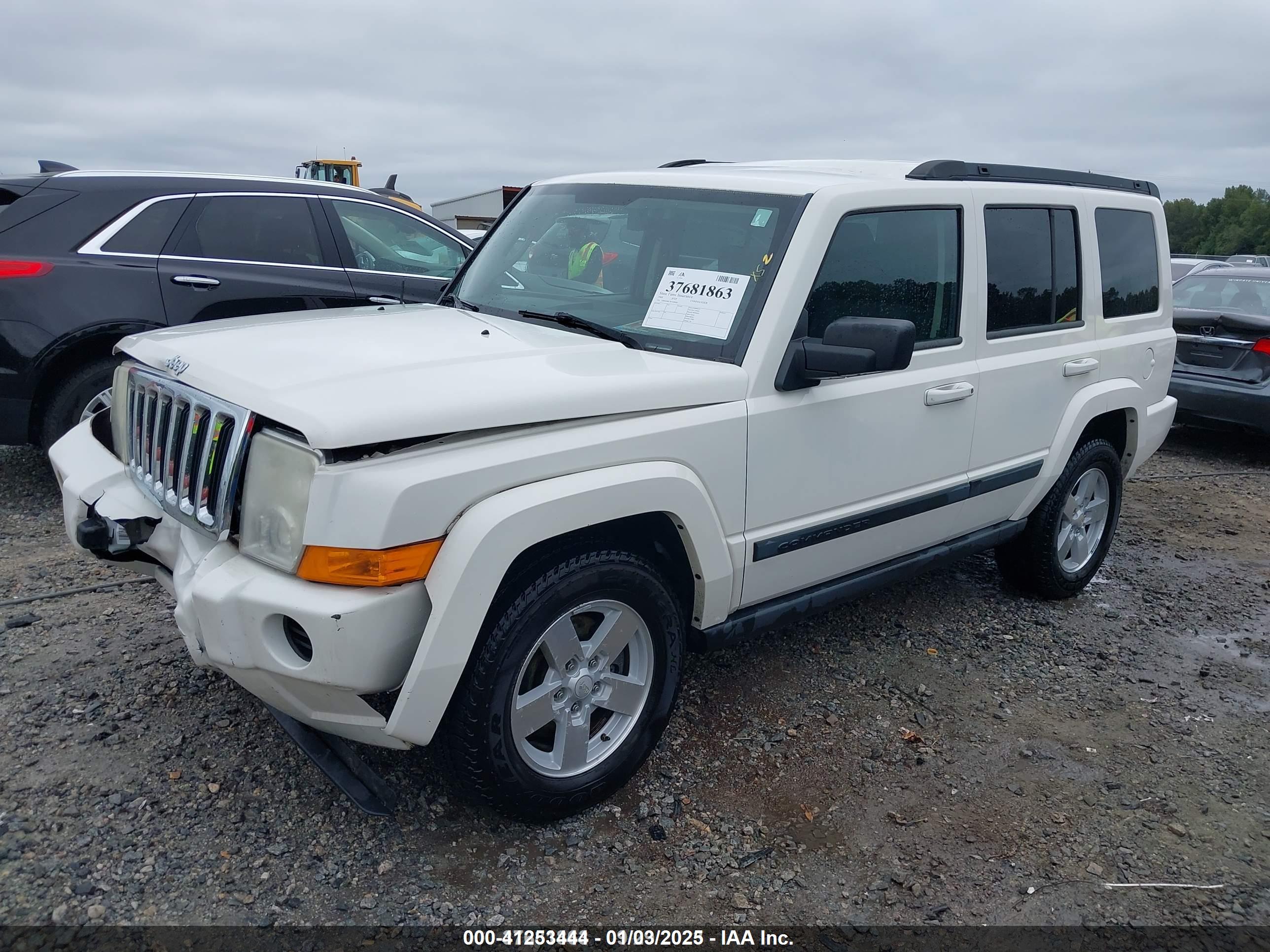 JEEP COMMANDER image 2