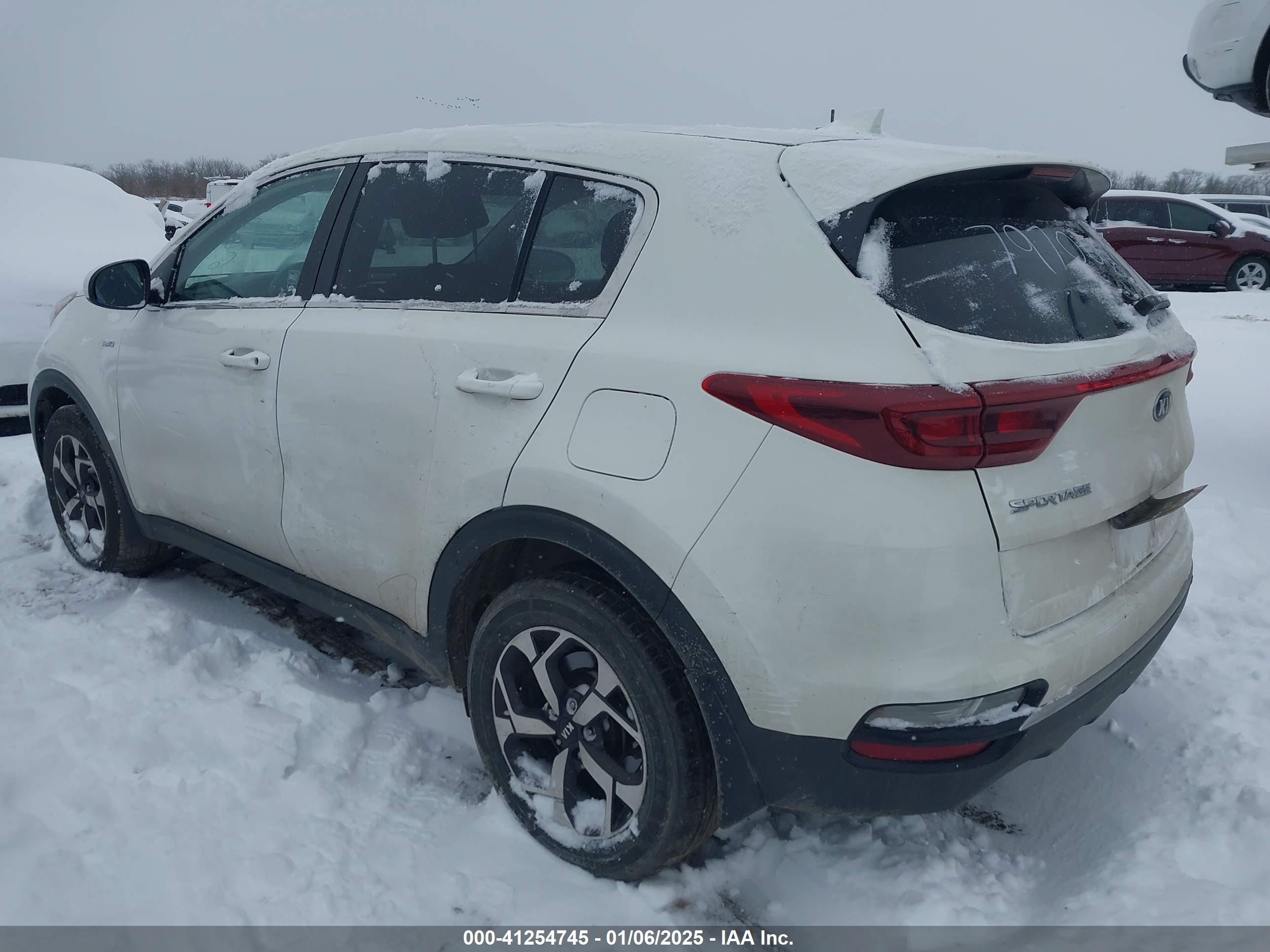 KIA SPORTAGE image 3