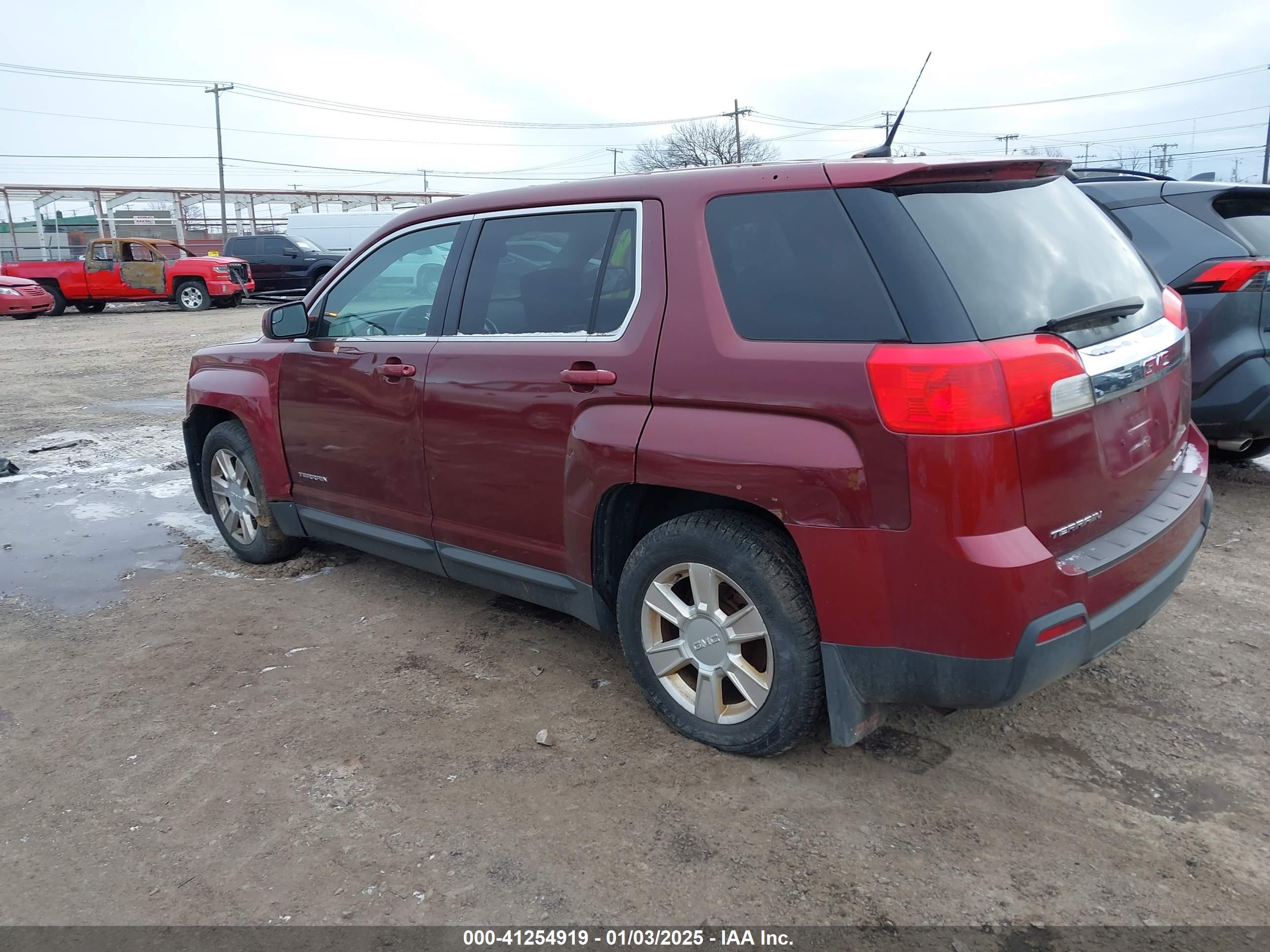 GMC TERRAIN image 3