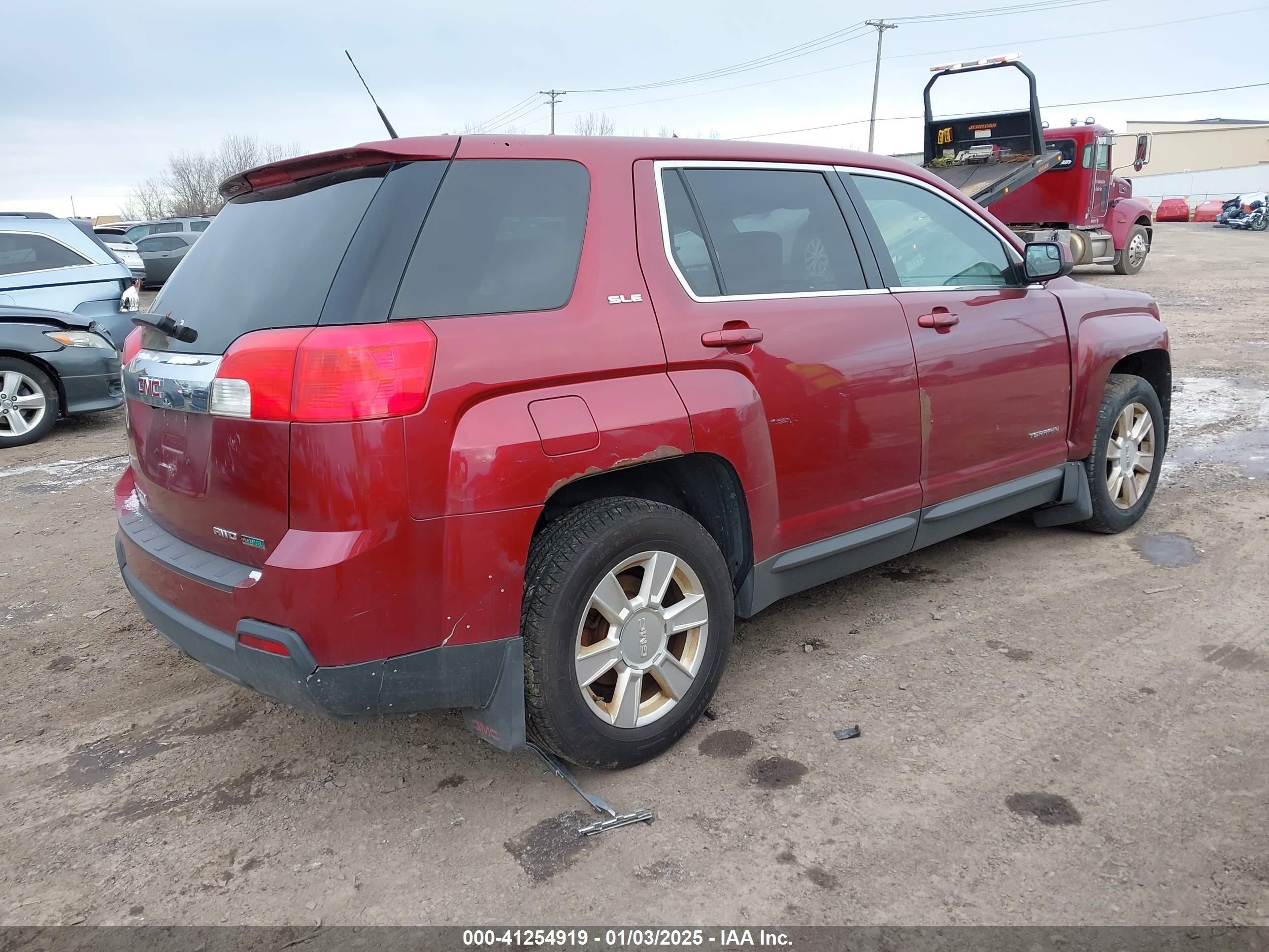 GMC TERRAIN image 4