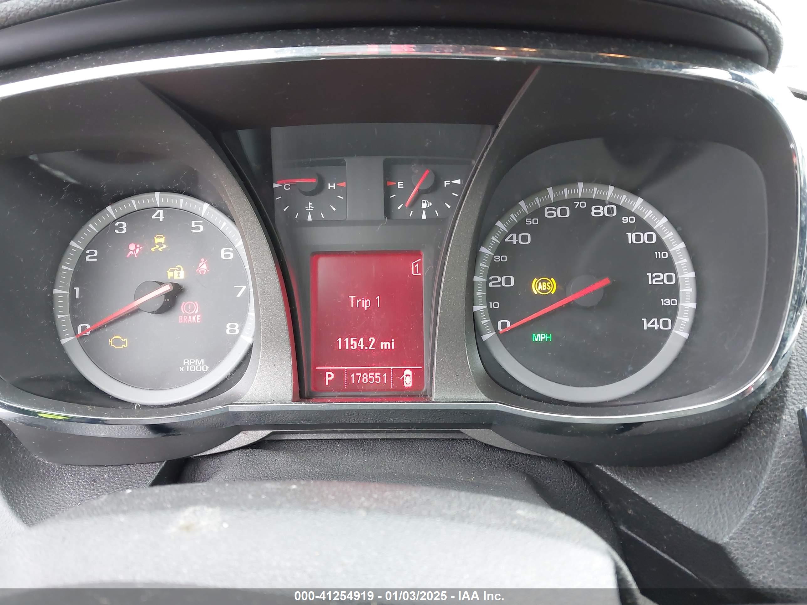 GMC TERRAIN image 7