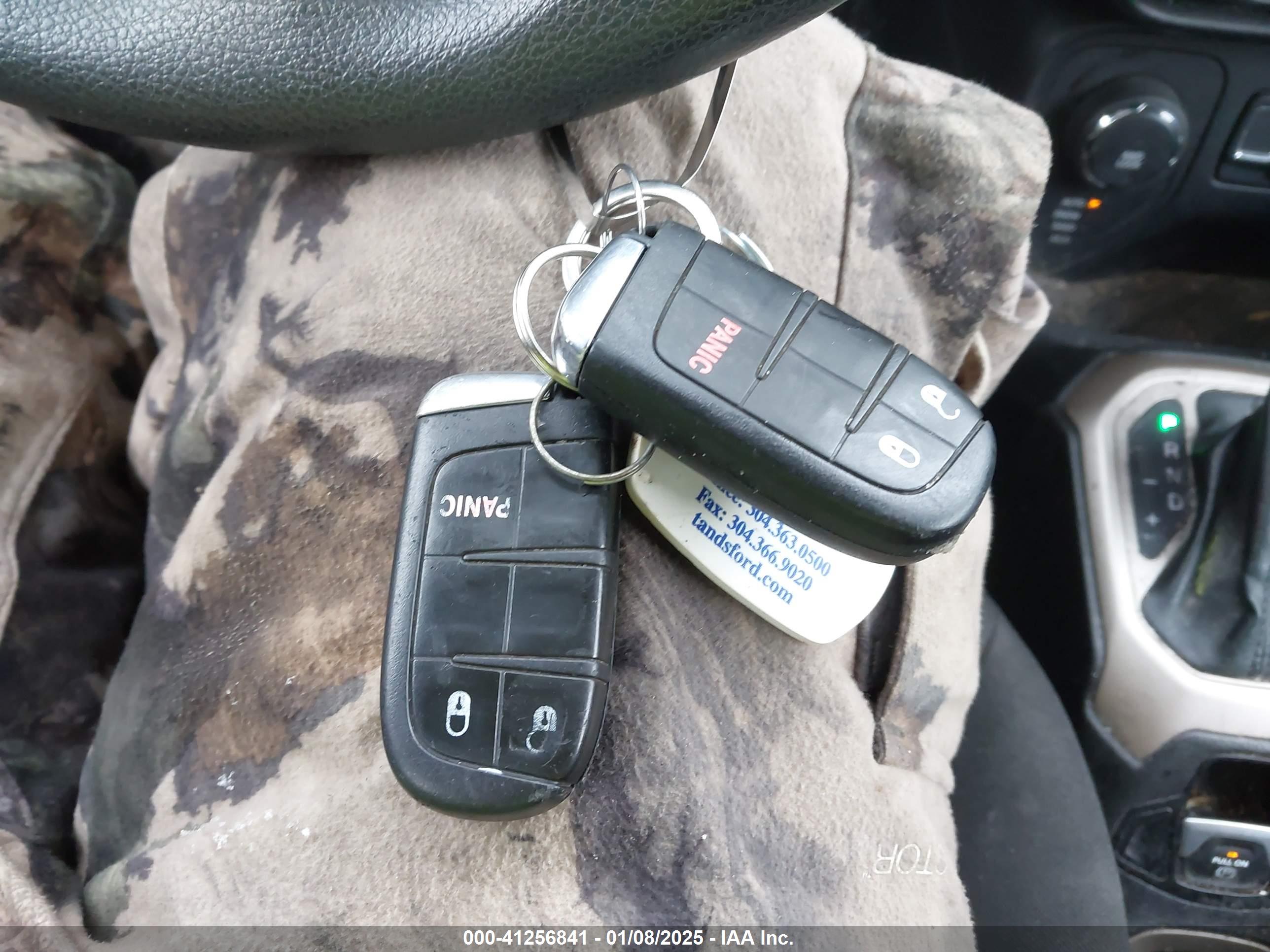 JEEP RENEGADE image 11