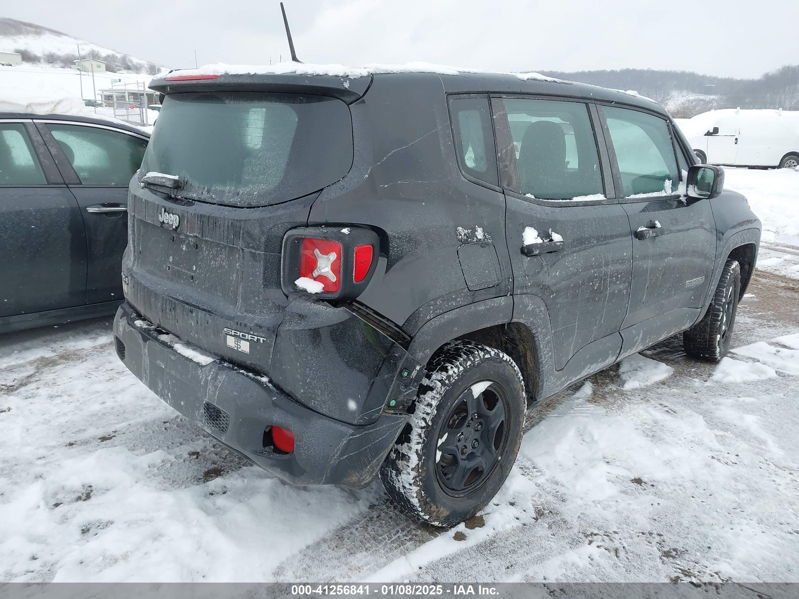 JEEP RENEGADE image 4