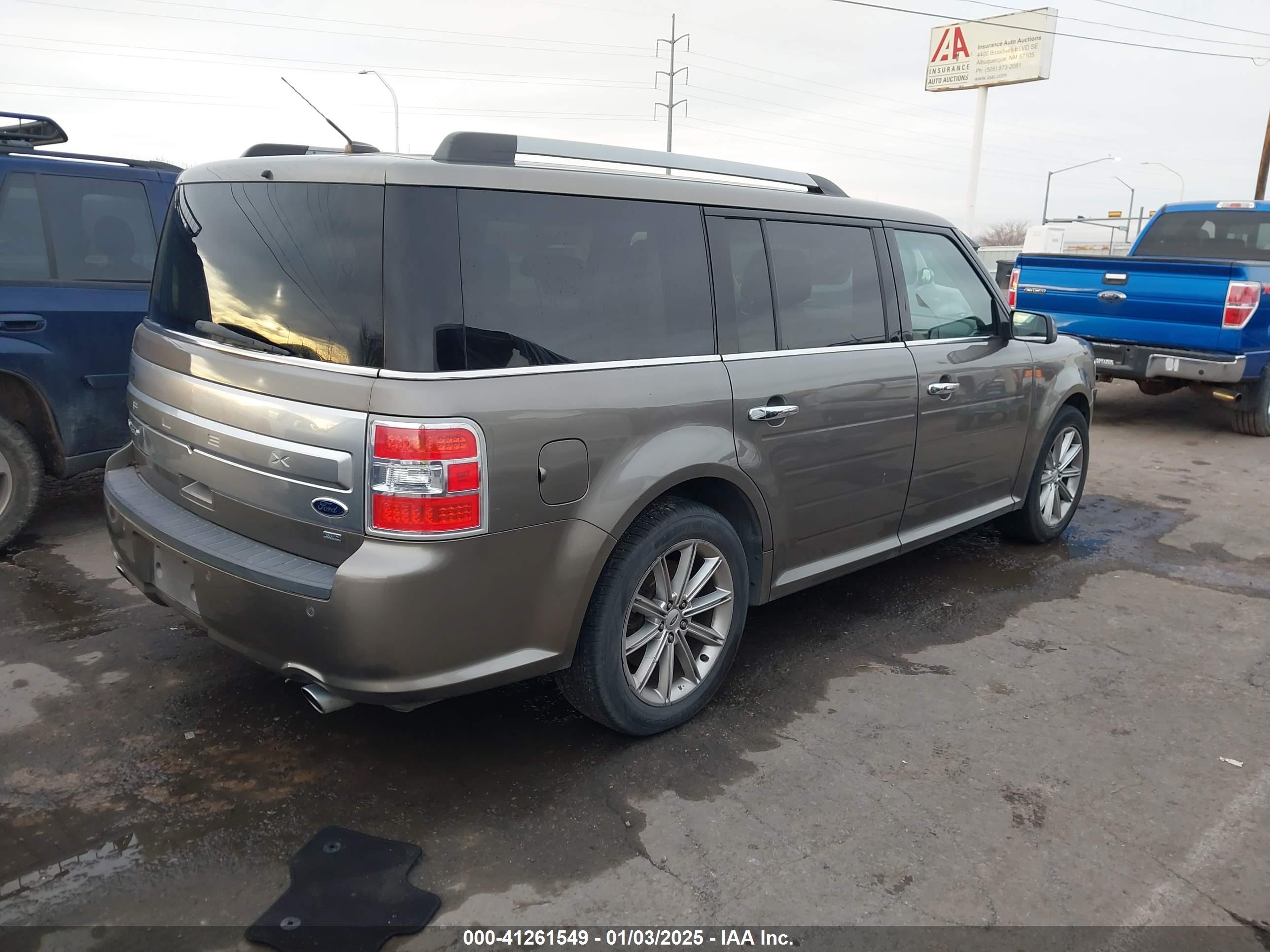 FORD FLEX image 4