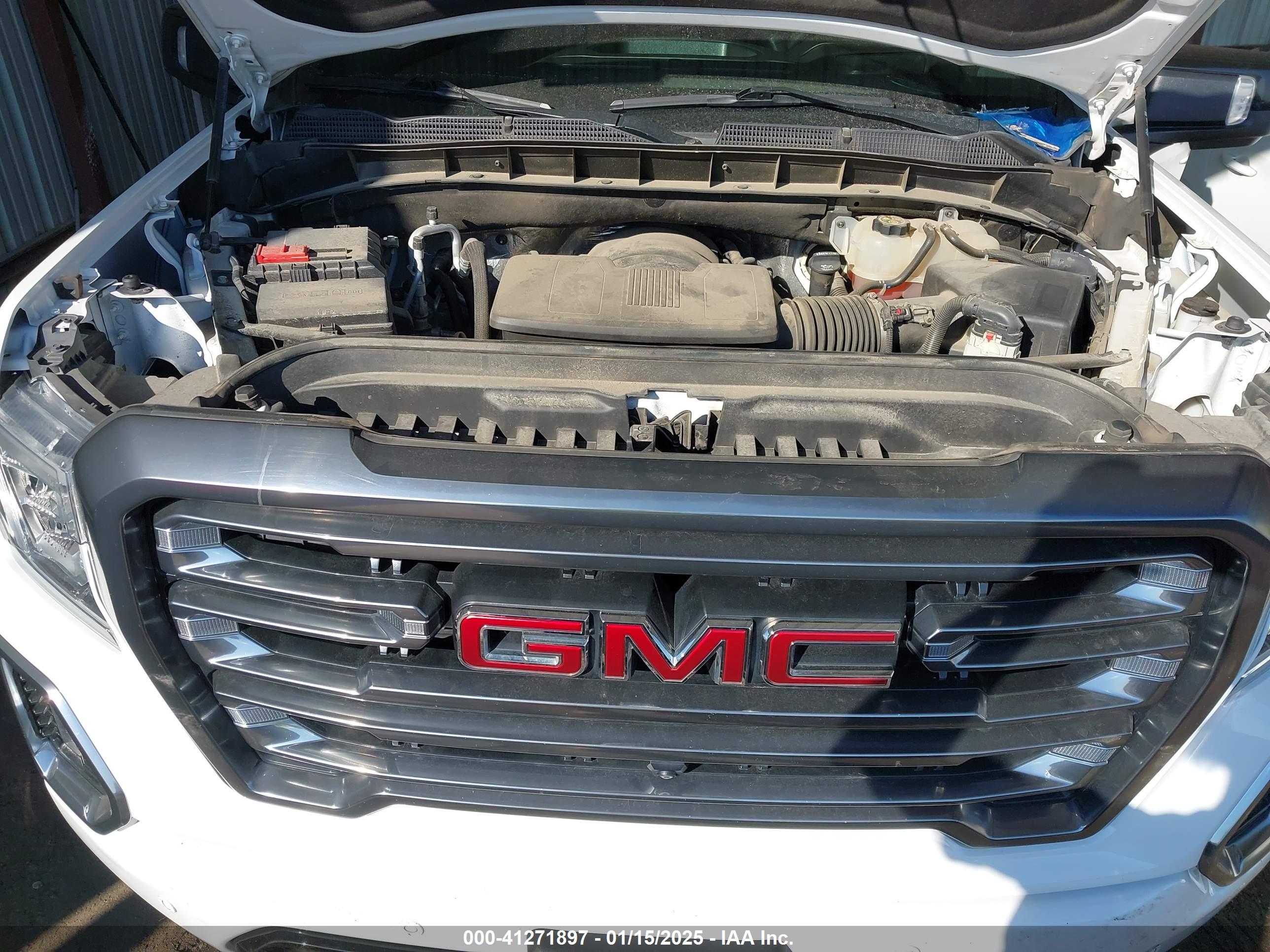 GMC SIERRA image 10