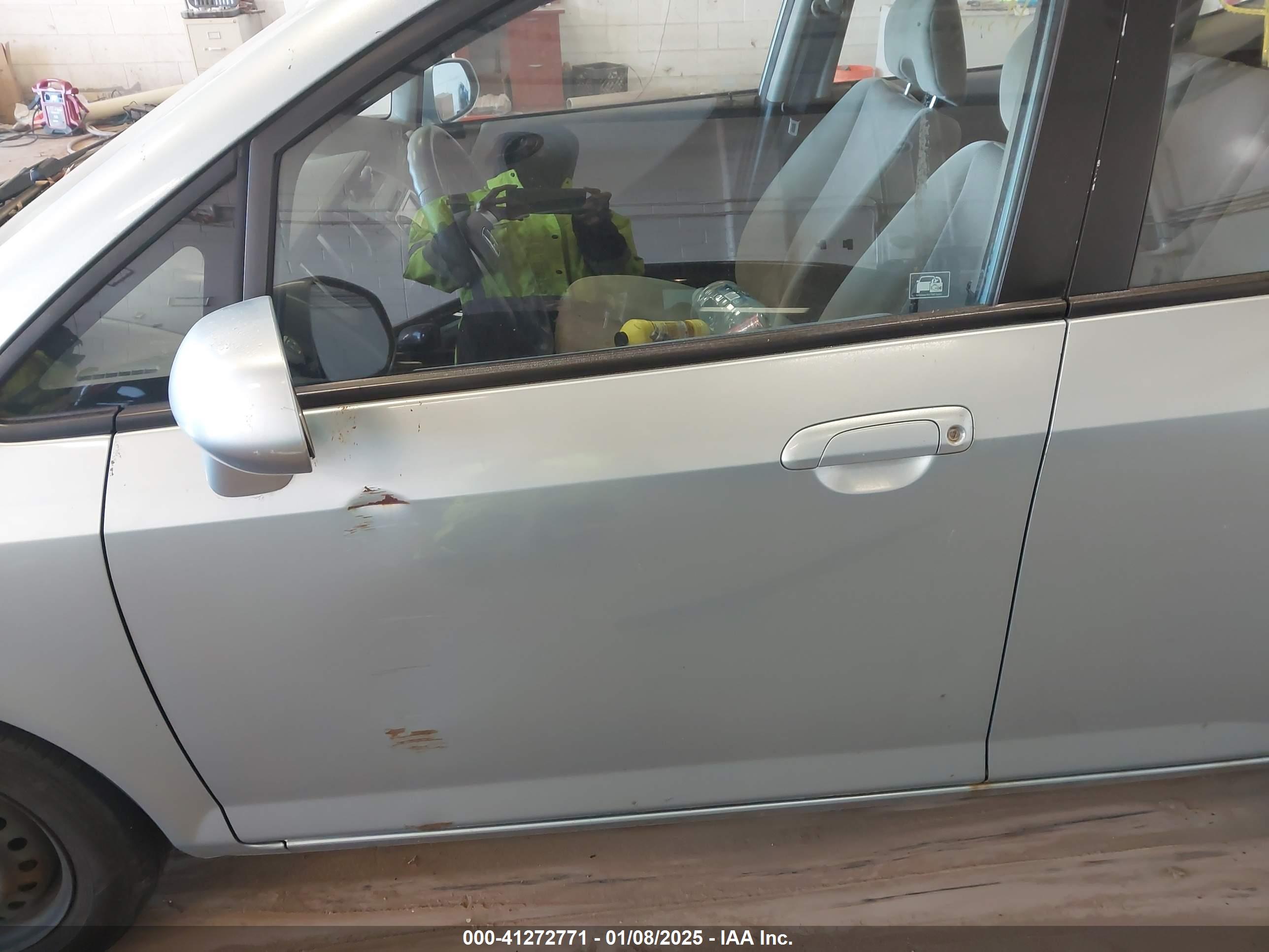 HONDA FIT image 6
