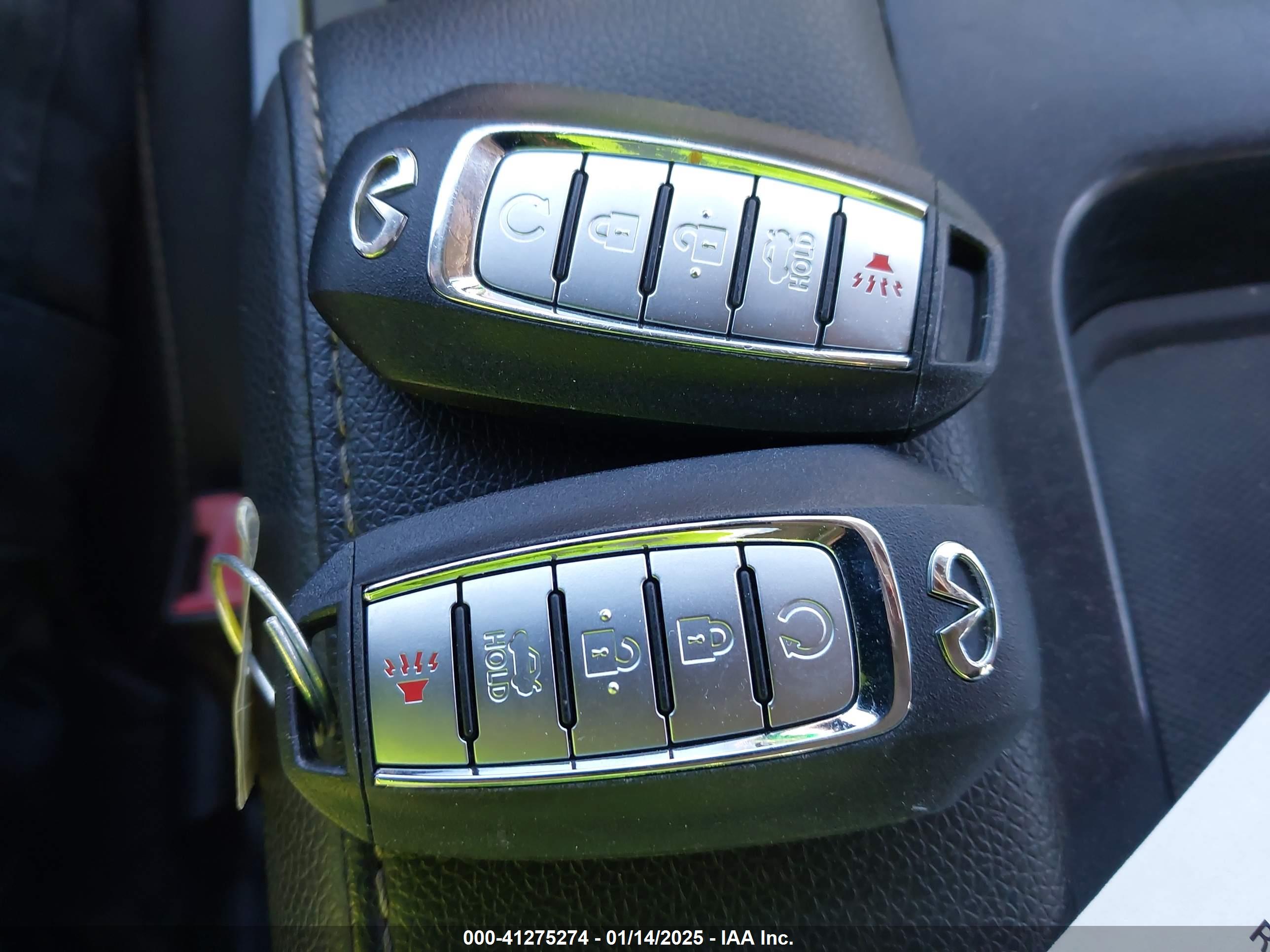 INFINITI Q50 image 11