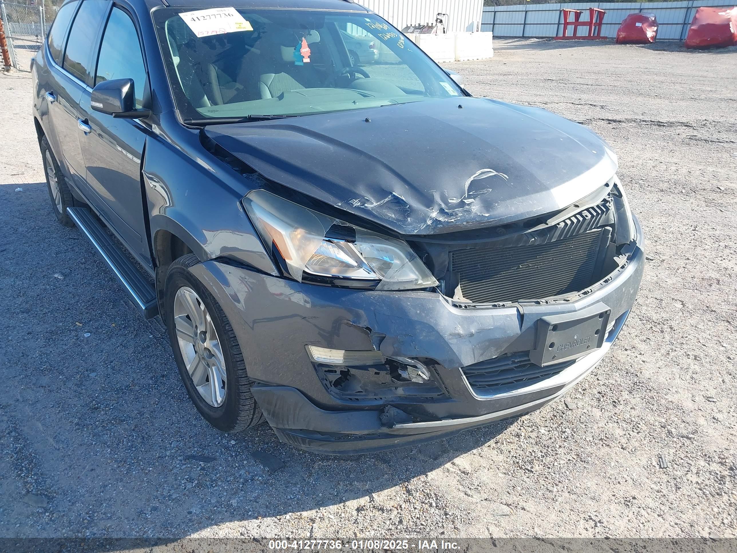 CHEVROLET TRAVERSE image 6
