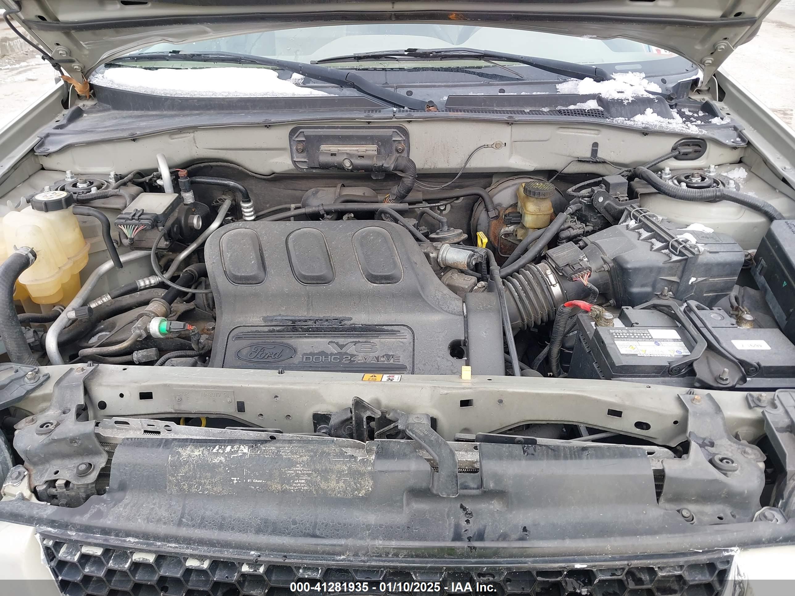 FORD ESCAPE image 10