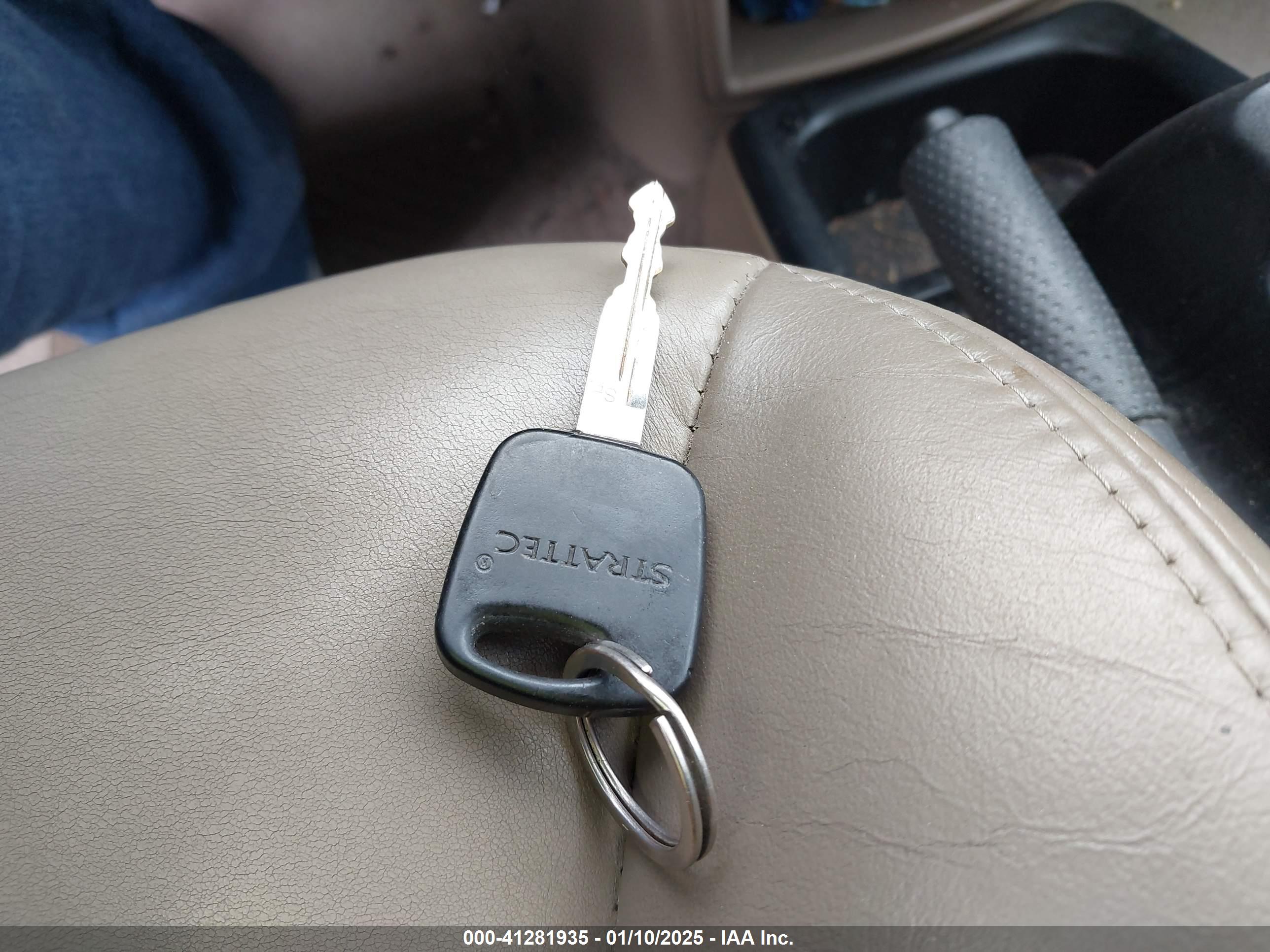 FORD ESCAPE image 11