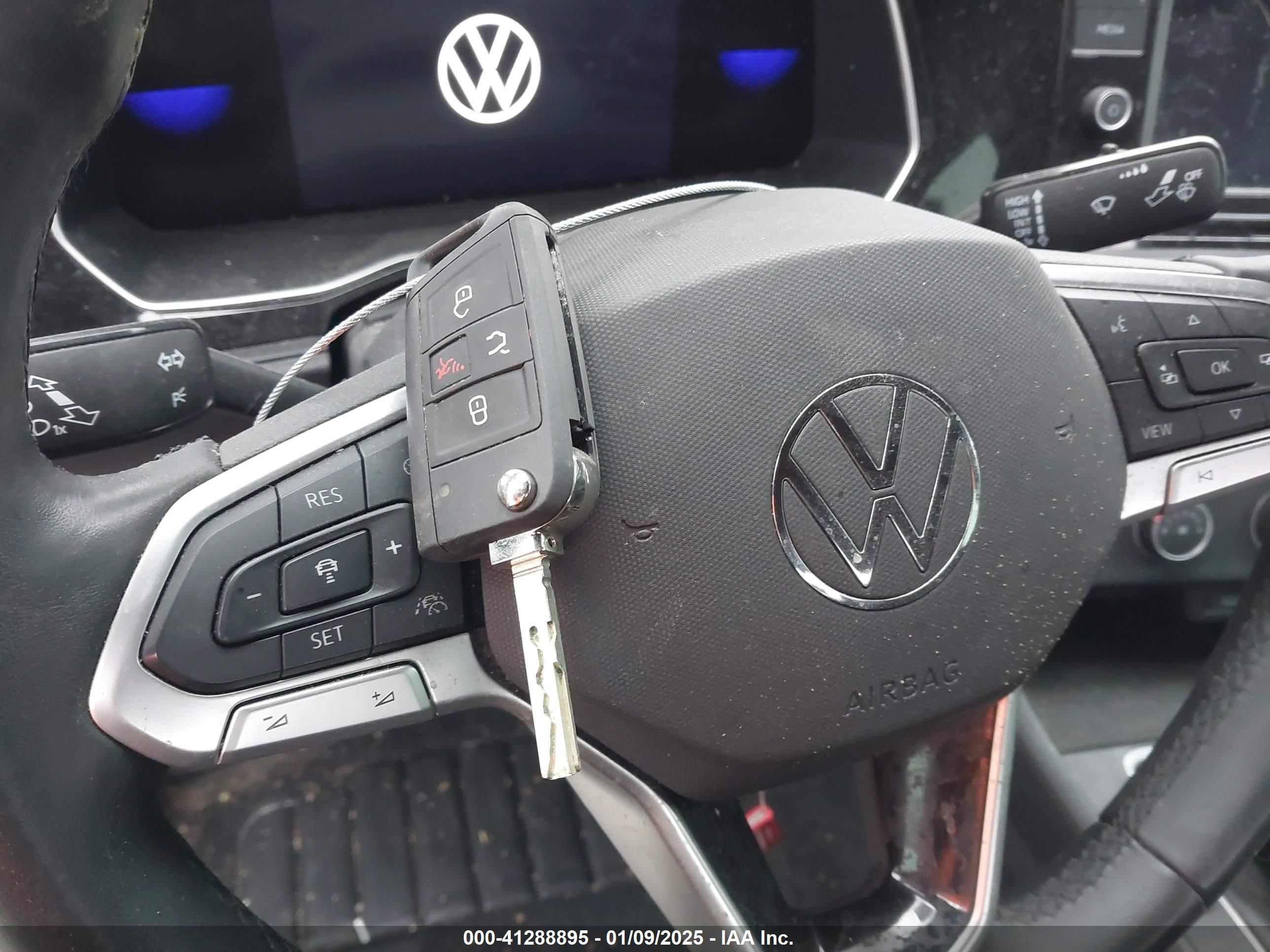 VOLKSWAGEN JETTA image 11