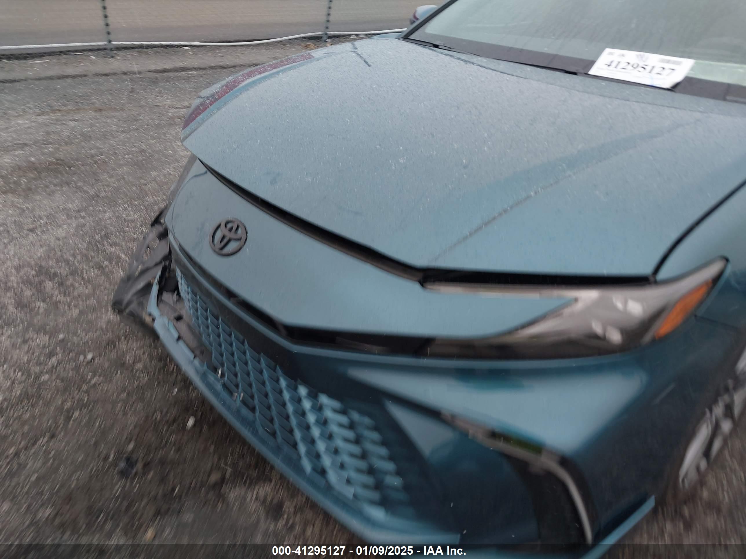 TOYOTA CAMRY image 6