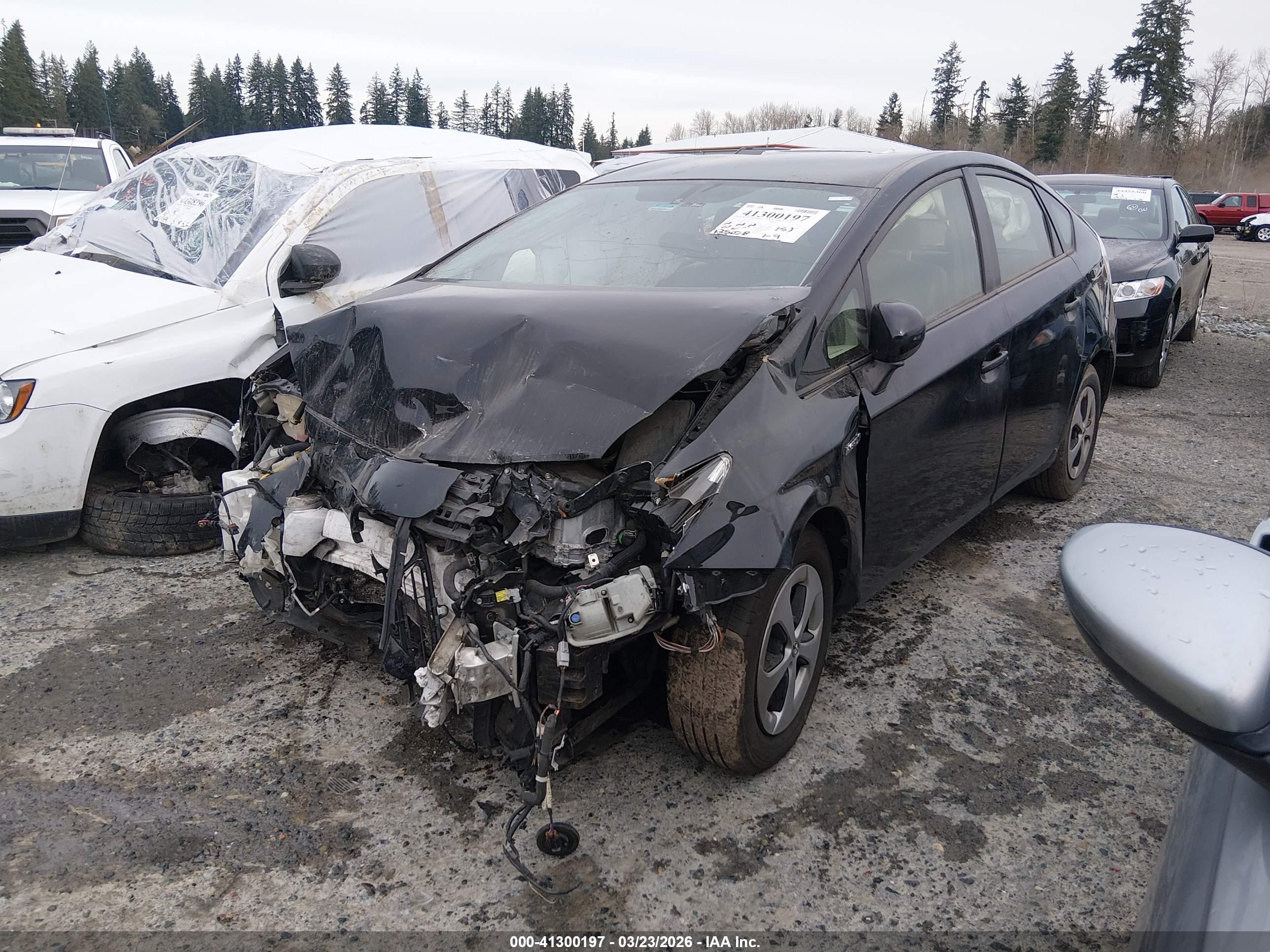 TOYOTA PRIUS image 2